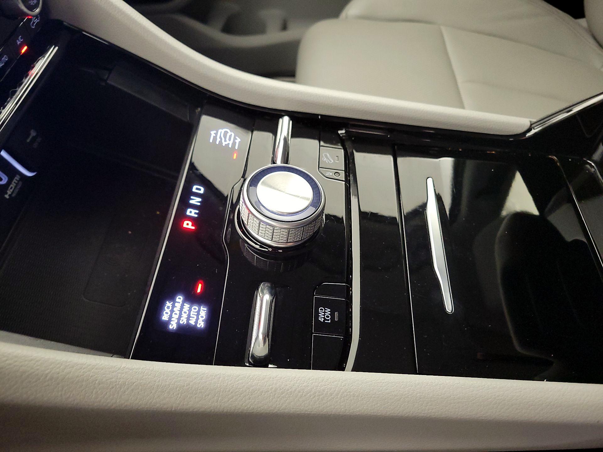 Thumbnail: 2022 Jeep Grand Cherokee L - 17