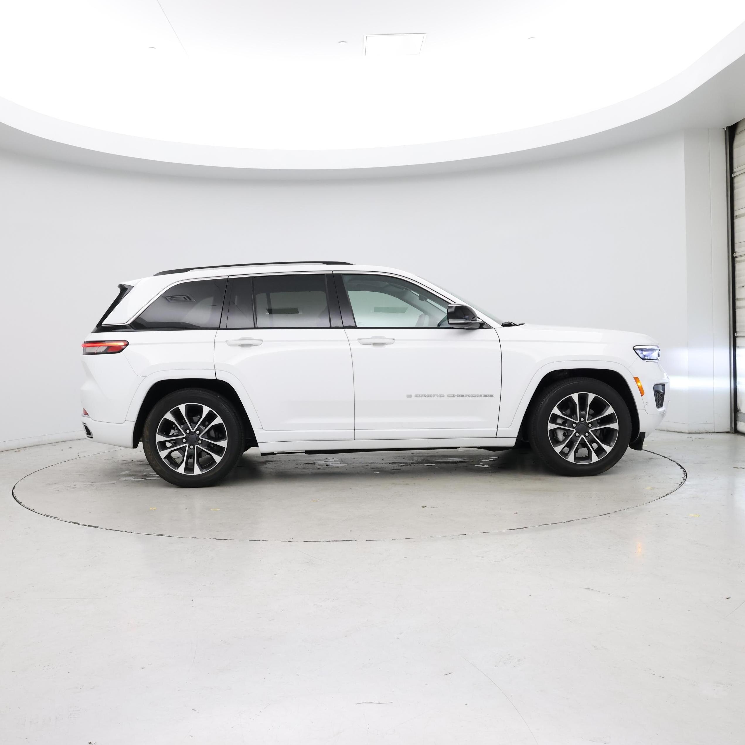 Thumbnail: 2022 Jeep Grand Cherokee L - 7