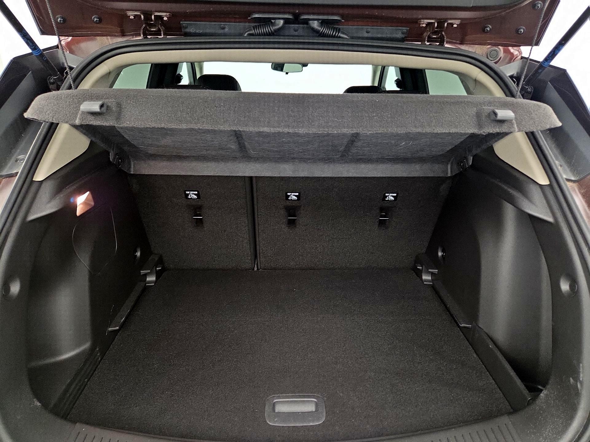 Thumbnail: 2023 Buick Encore GX - 18