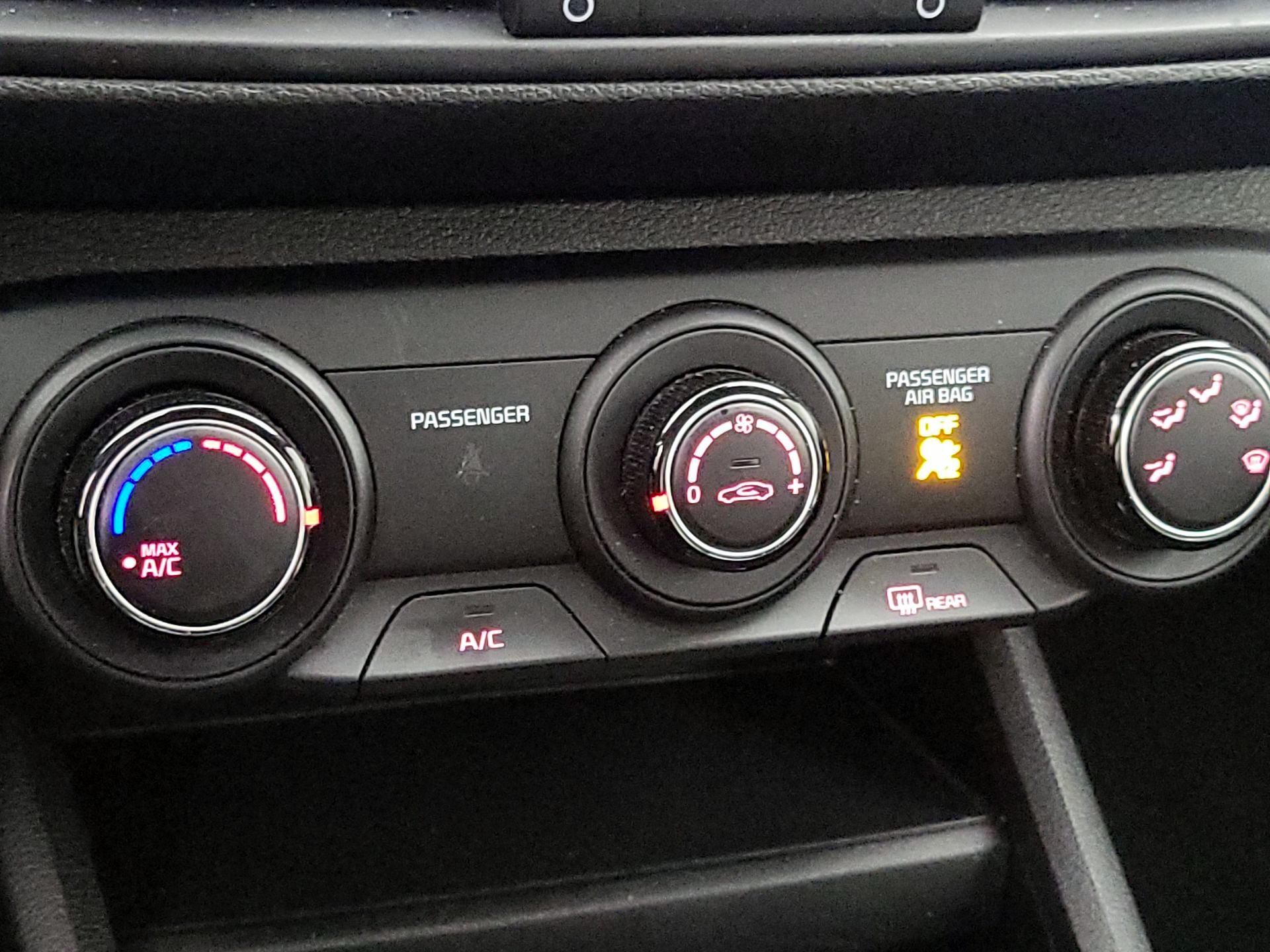 Thumbnail: 2023 Kia Forte - 16