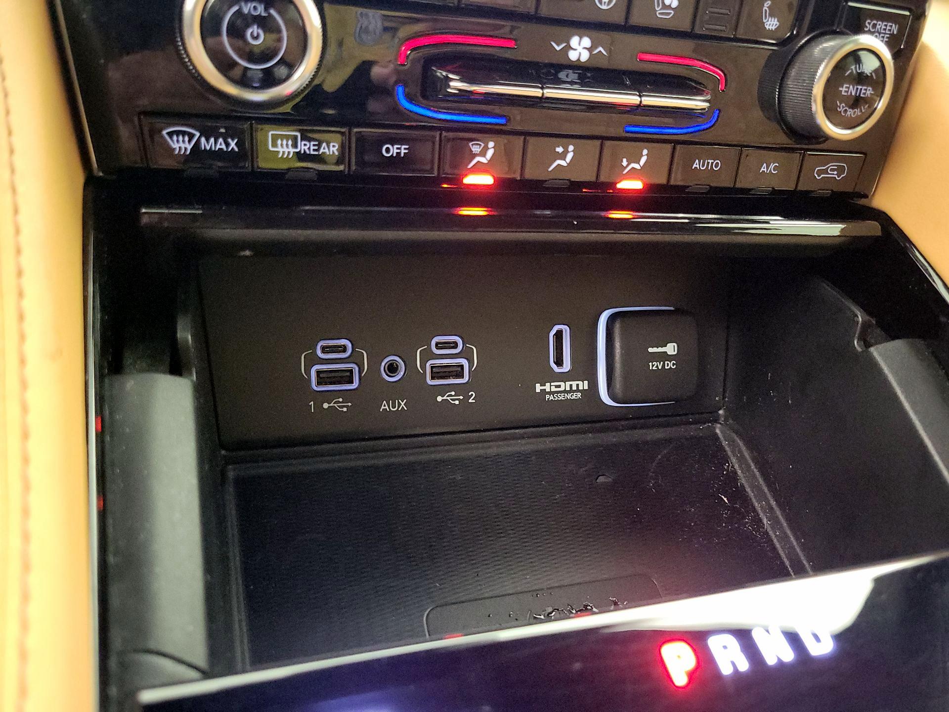 Thumbnail: 2023 Jeep Grand Cherokee - 18