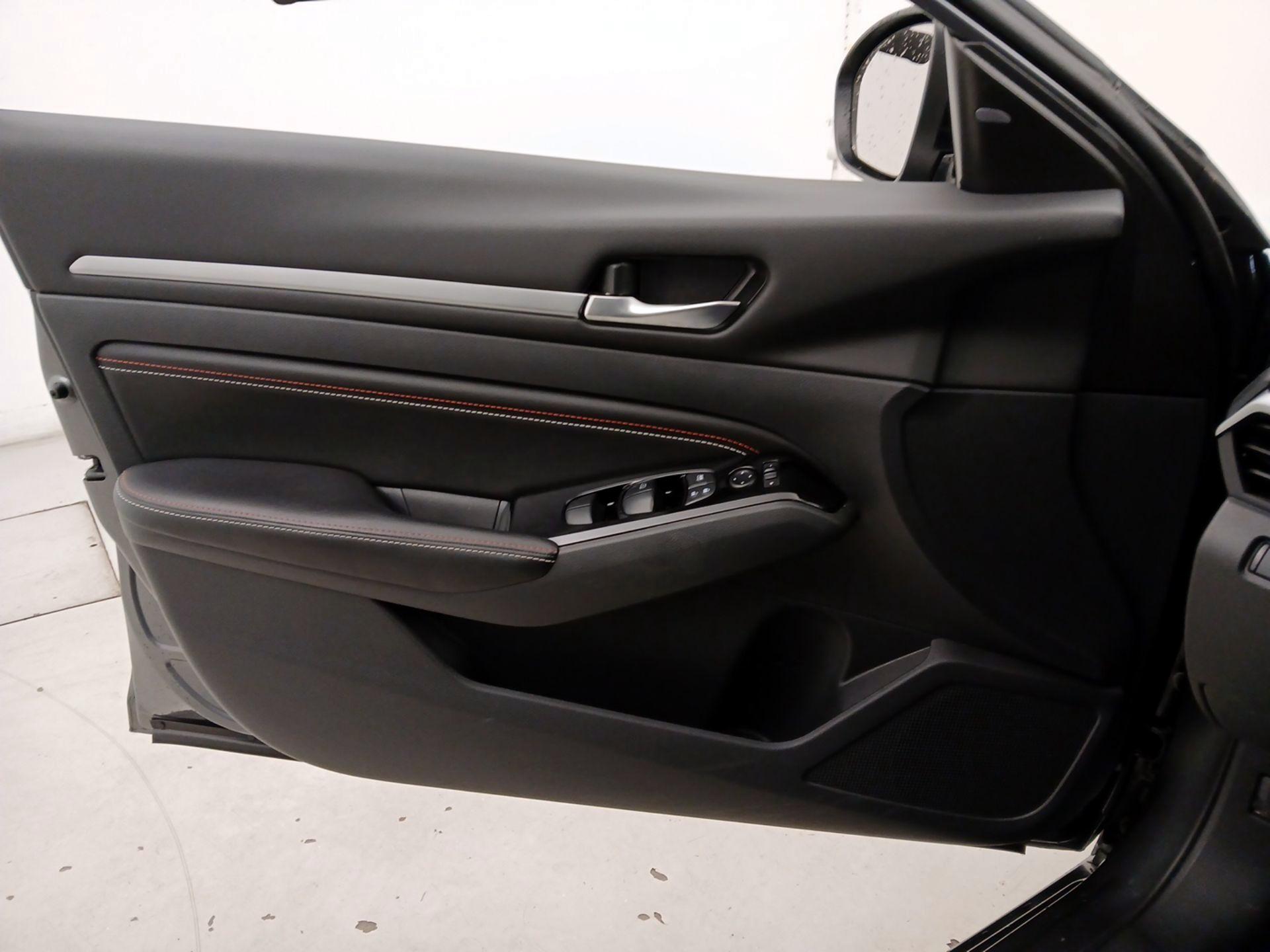 Thumbnail: 2023 Nissan Altima - 12