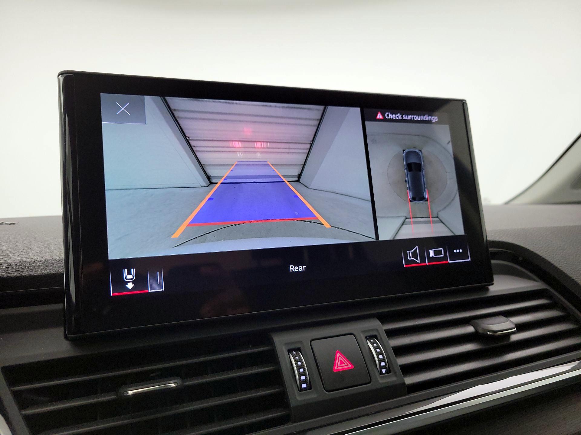 Thumbnail: 2022 Audi Q5 - 14