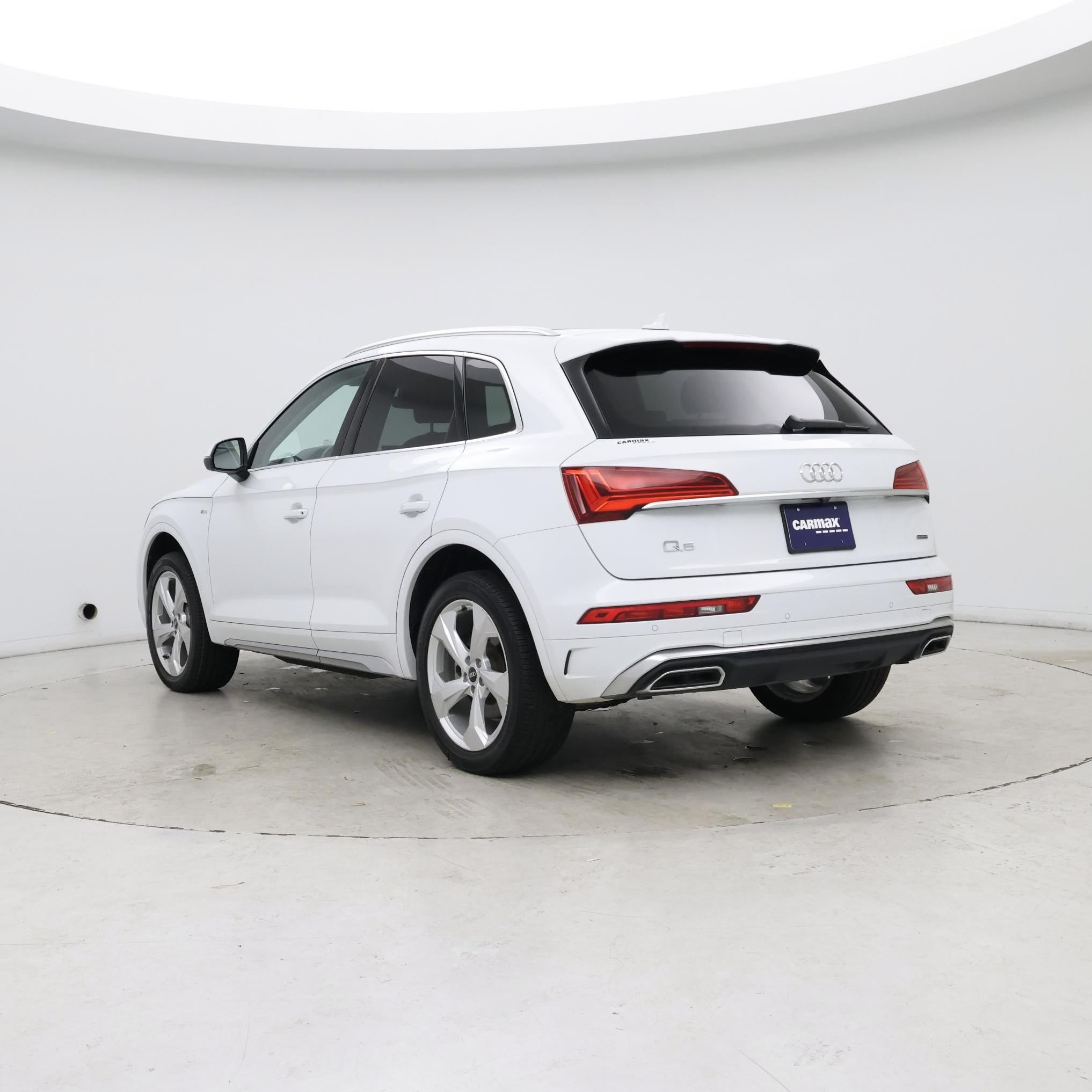 Thumbnail: 2022 Audi Q5 - 2