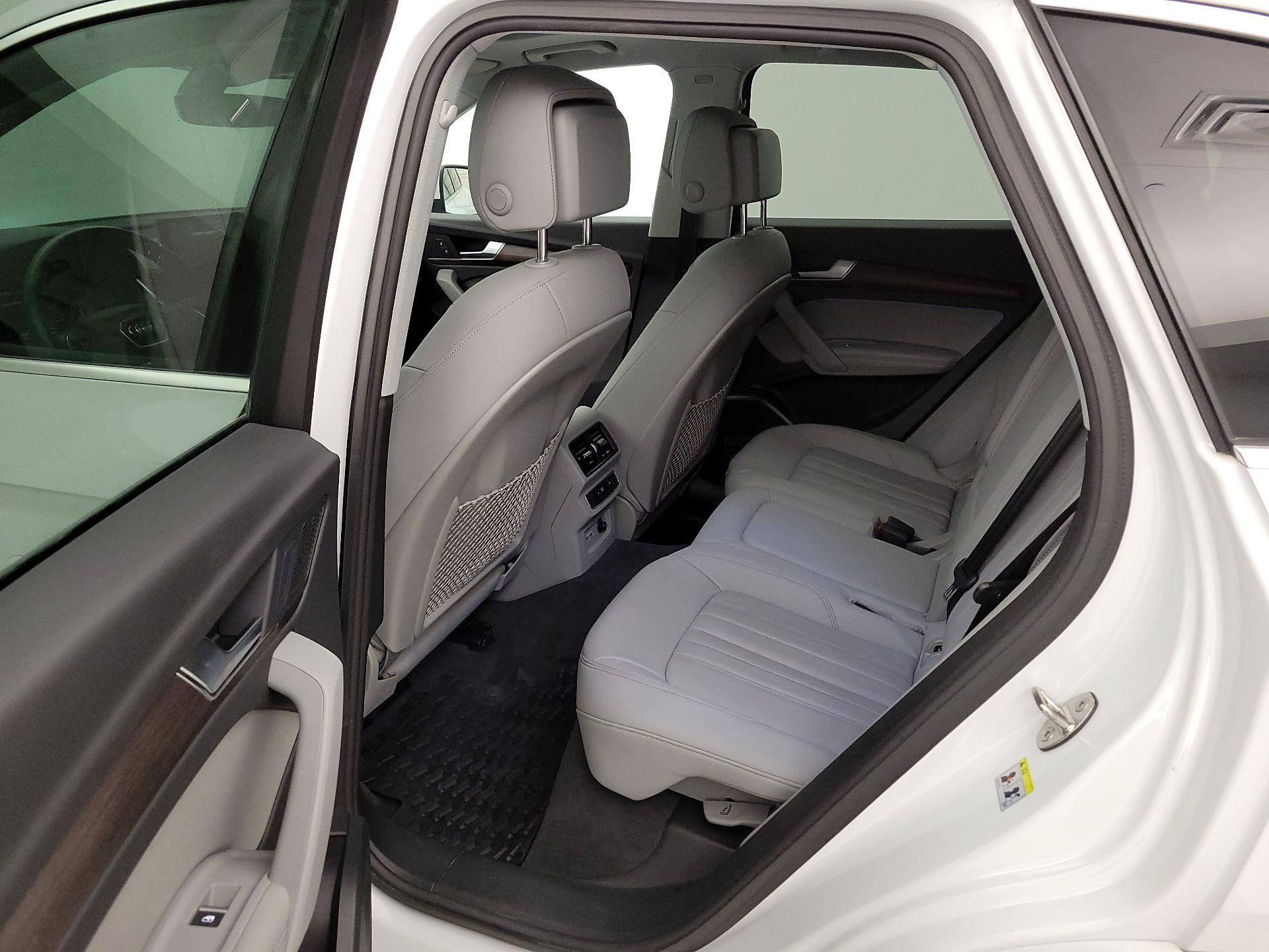 Thumbnail: 2022 Audi Q5 - 20