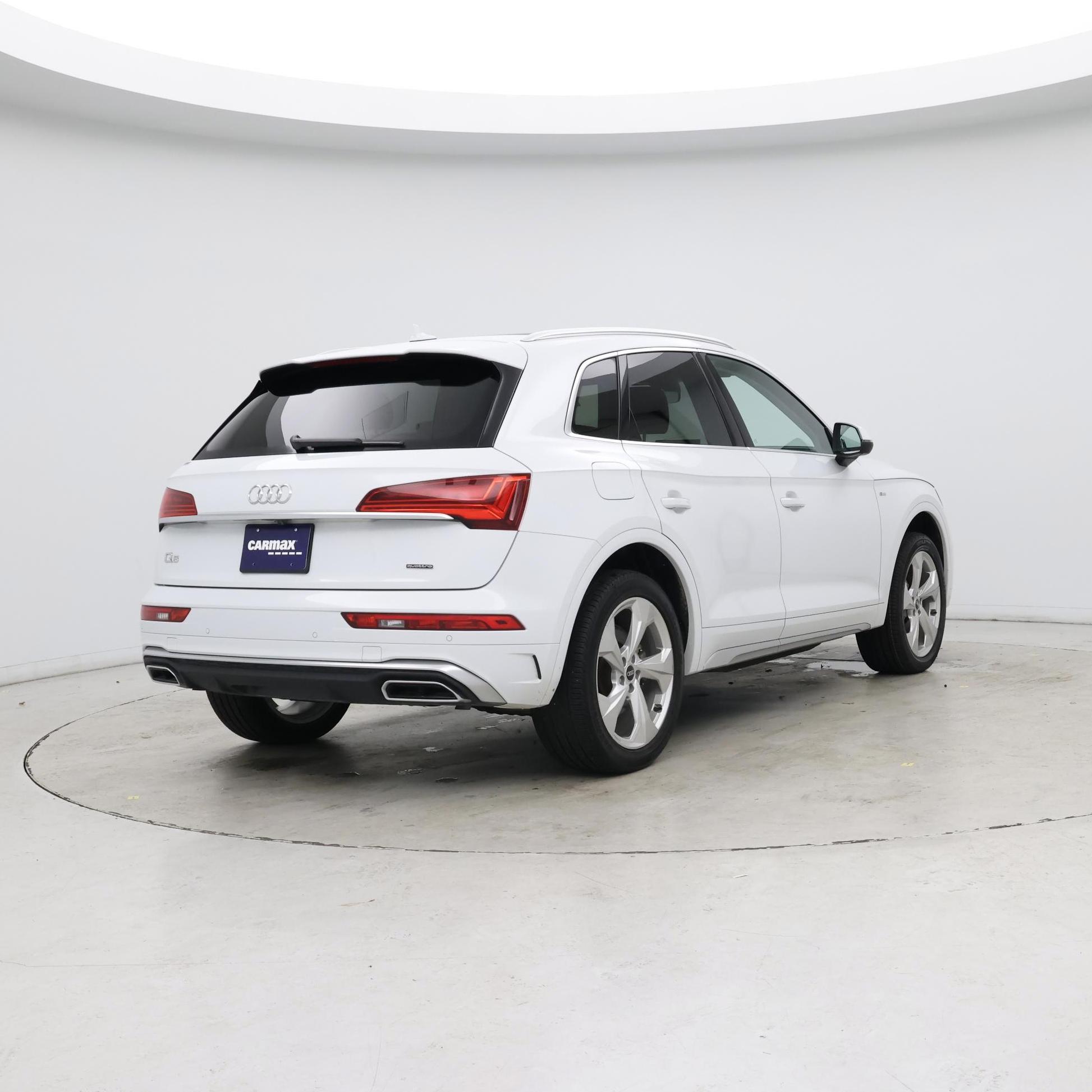 Thumbnail: 2022 Audi Q5 - 8