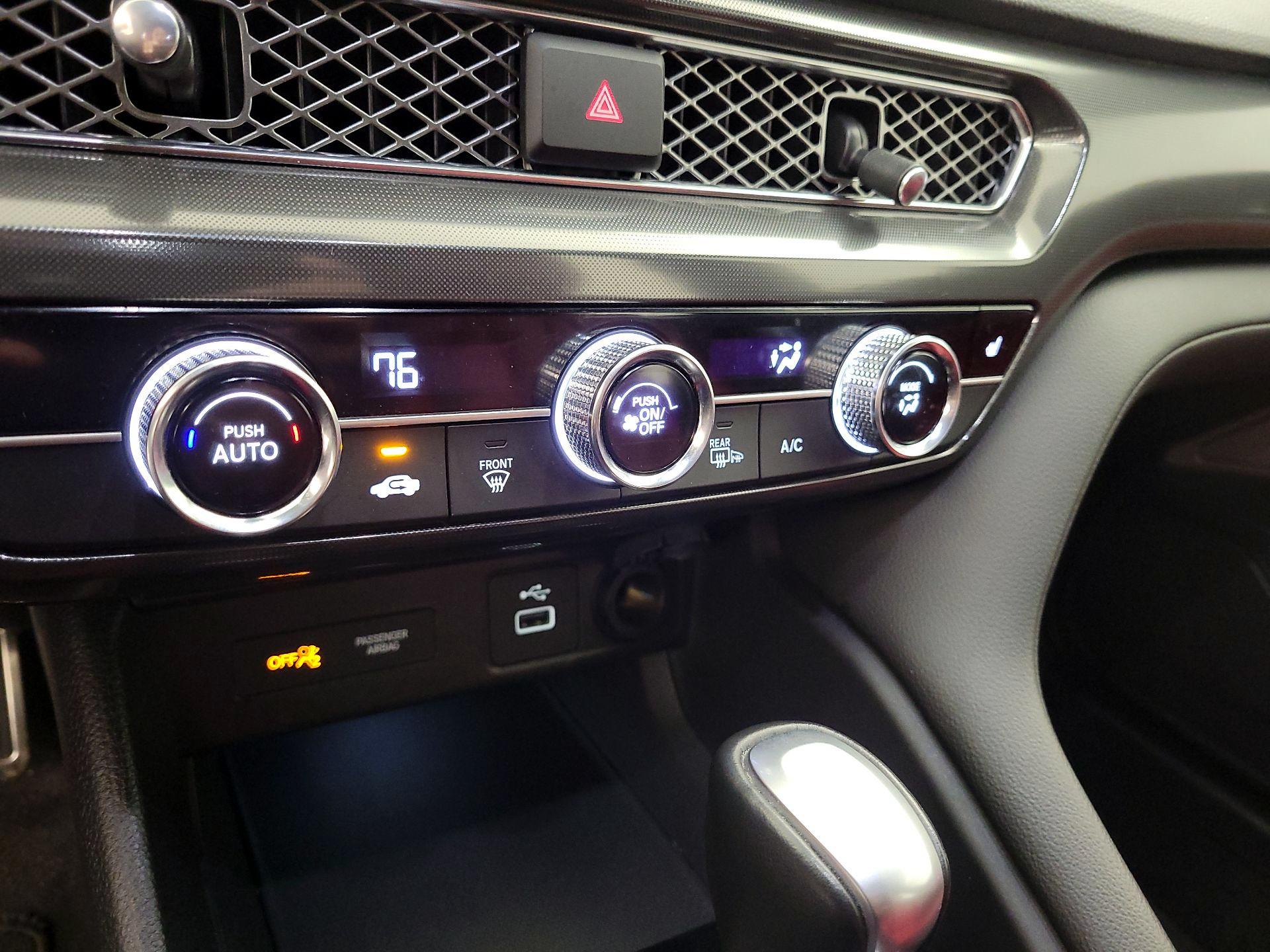 Thumbnail: 2023 Acura Integra - 16