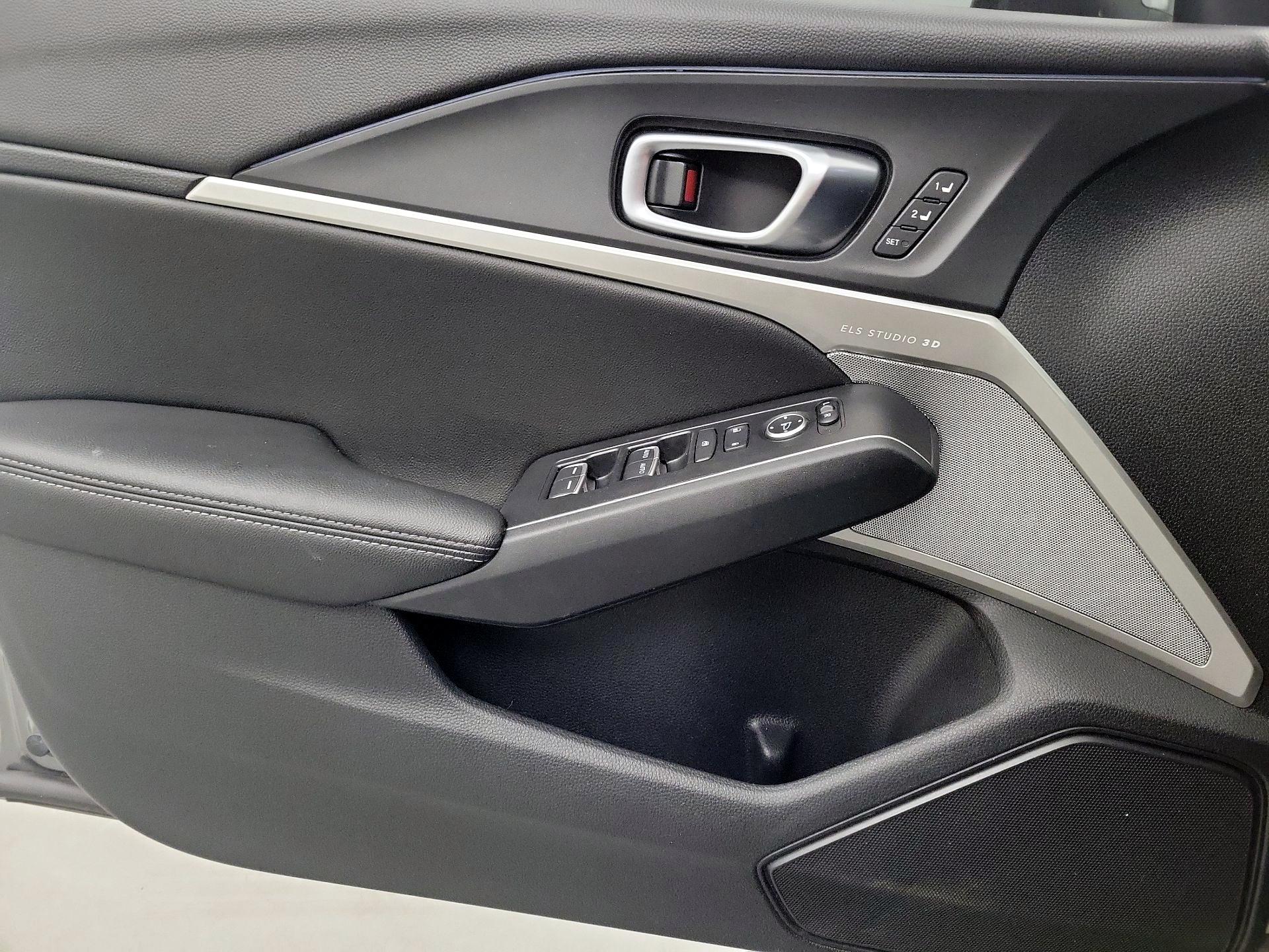 Thumbnail: 2023 Acura Integra - 10