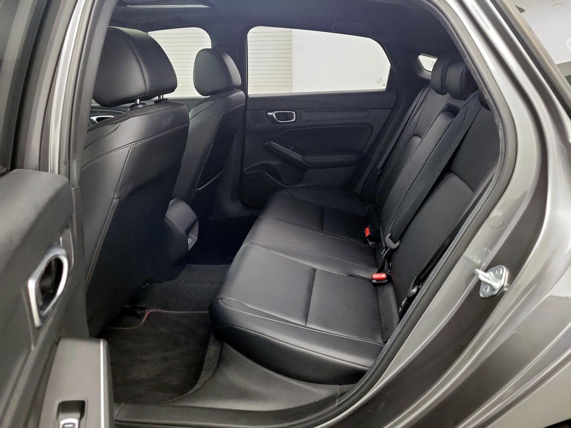 Thumbnail: 2023 Acura Integra - 18