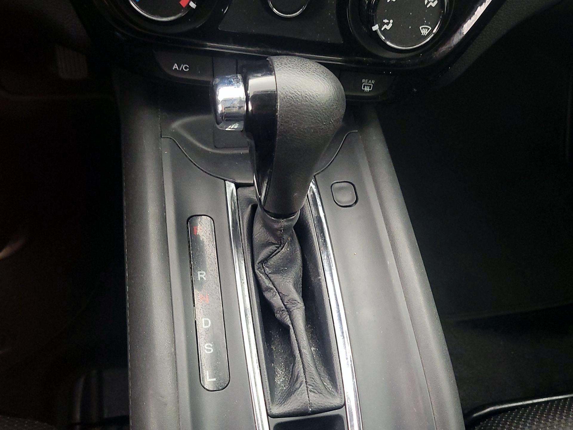 Thumbnail: 2021 Honda HR-V - 17