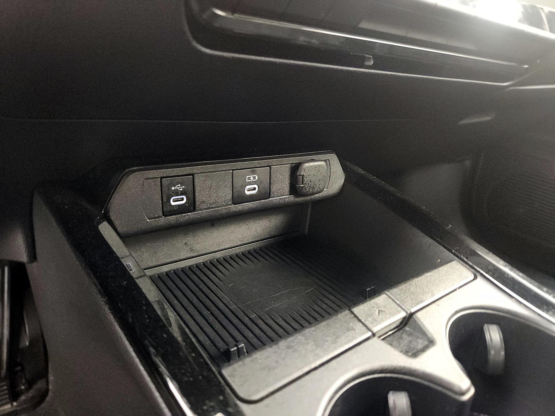 Thumbnail: 2024 Toyota Prius - 16