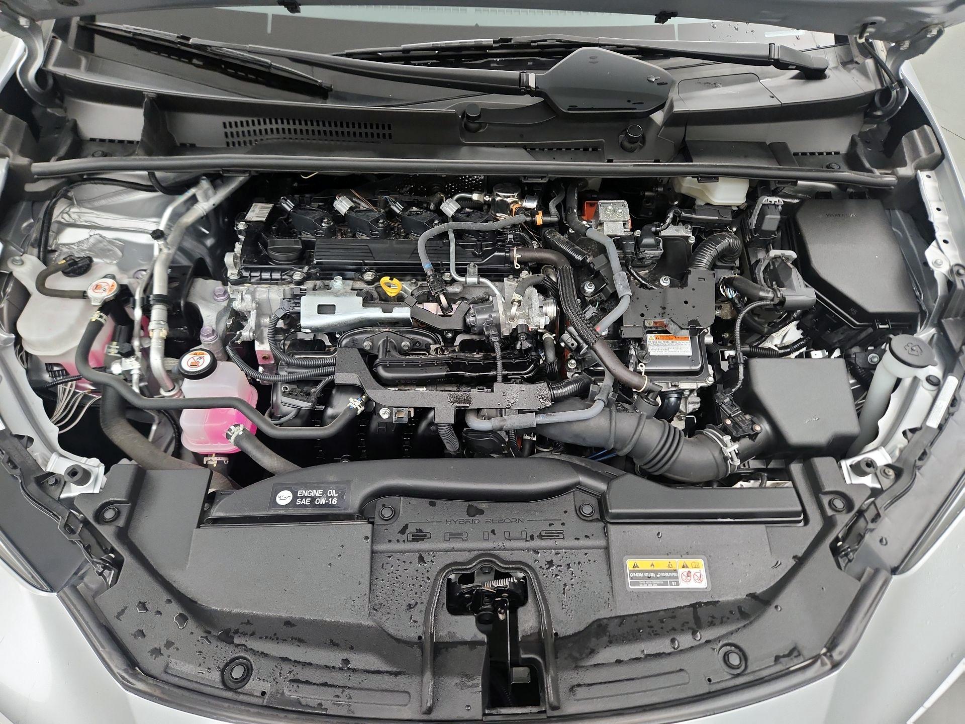 Thumbnail: 2024 Toyota Prius - 19