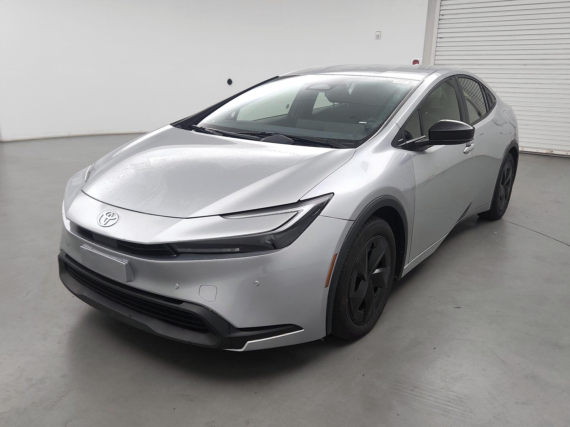 Thumbnail: 2024 Toyota Prius - 3