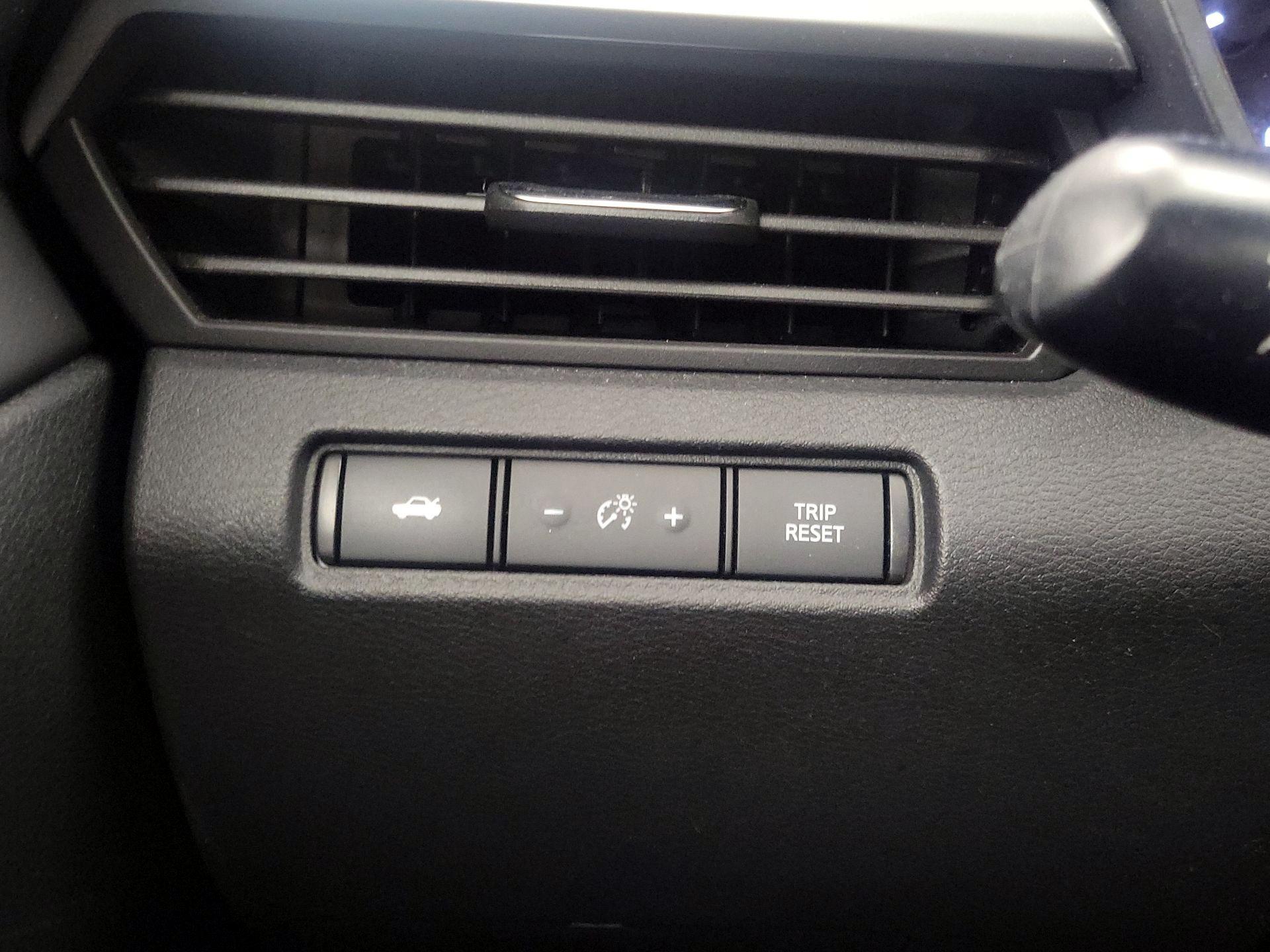 Thumbnail: 2022 Nissan Altima - 13