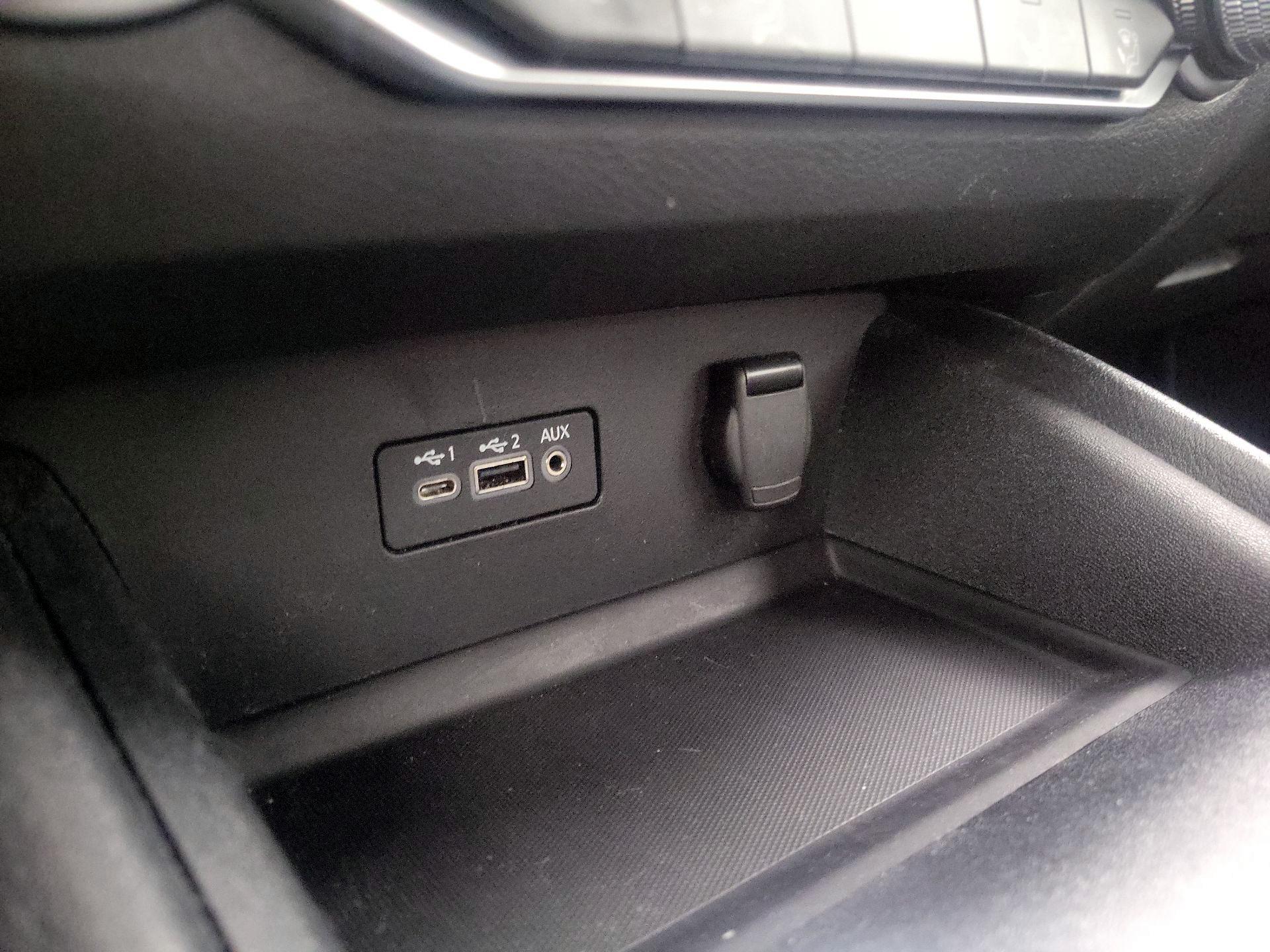 Thumbnail: 2022 Nissan Altima - 18