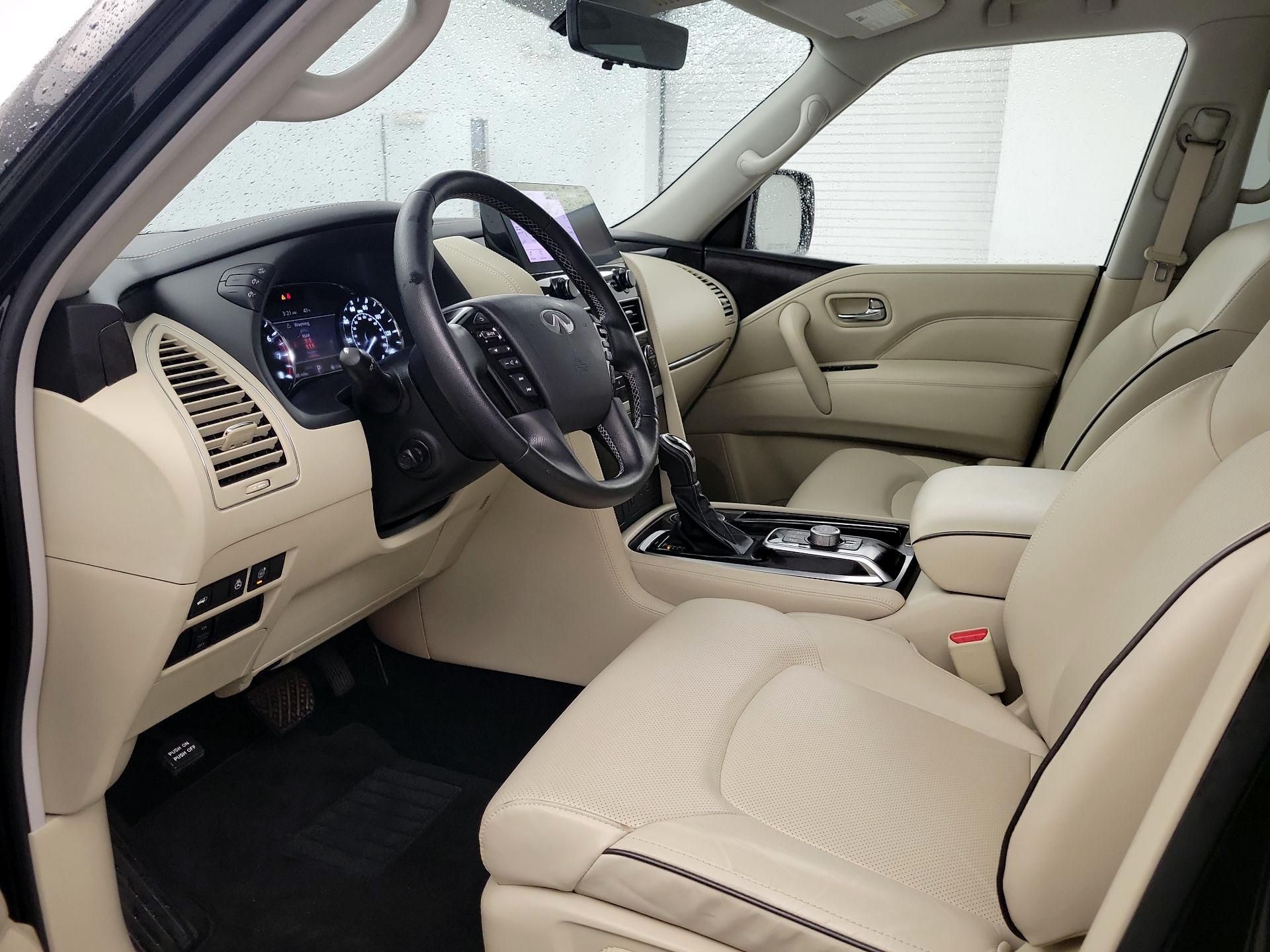 Thumbnail: 2024 INFINITI QX80 - 9