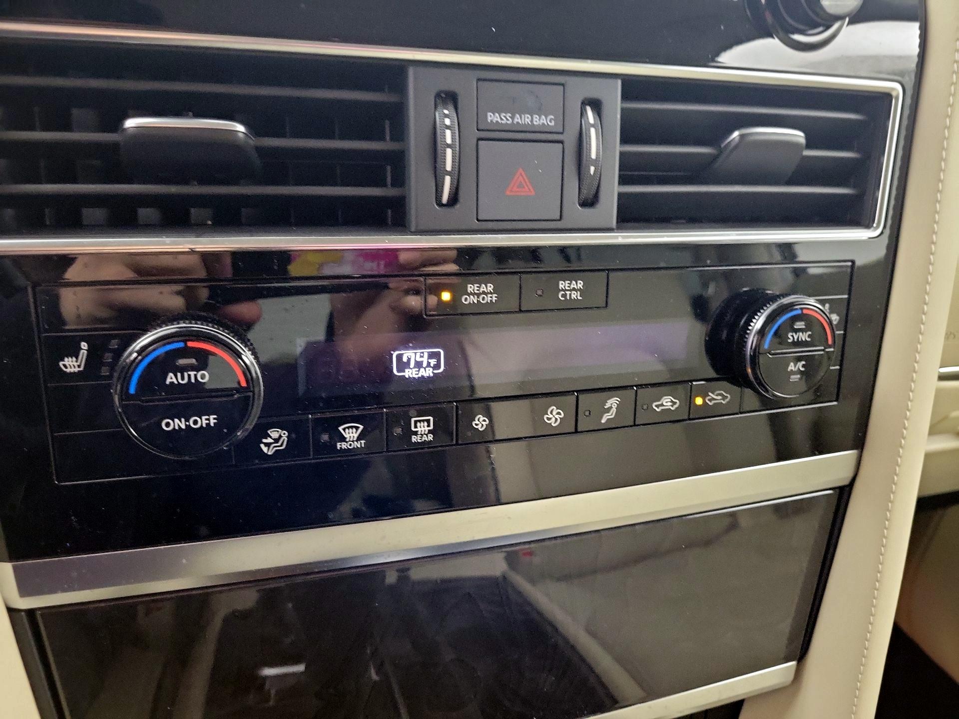 Thumbnail: 2024 INFINITI QX80 - 15