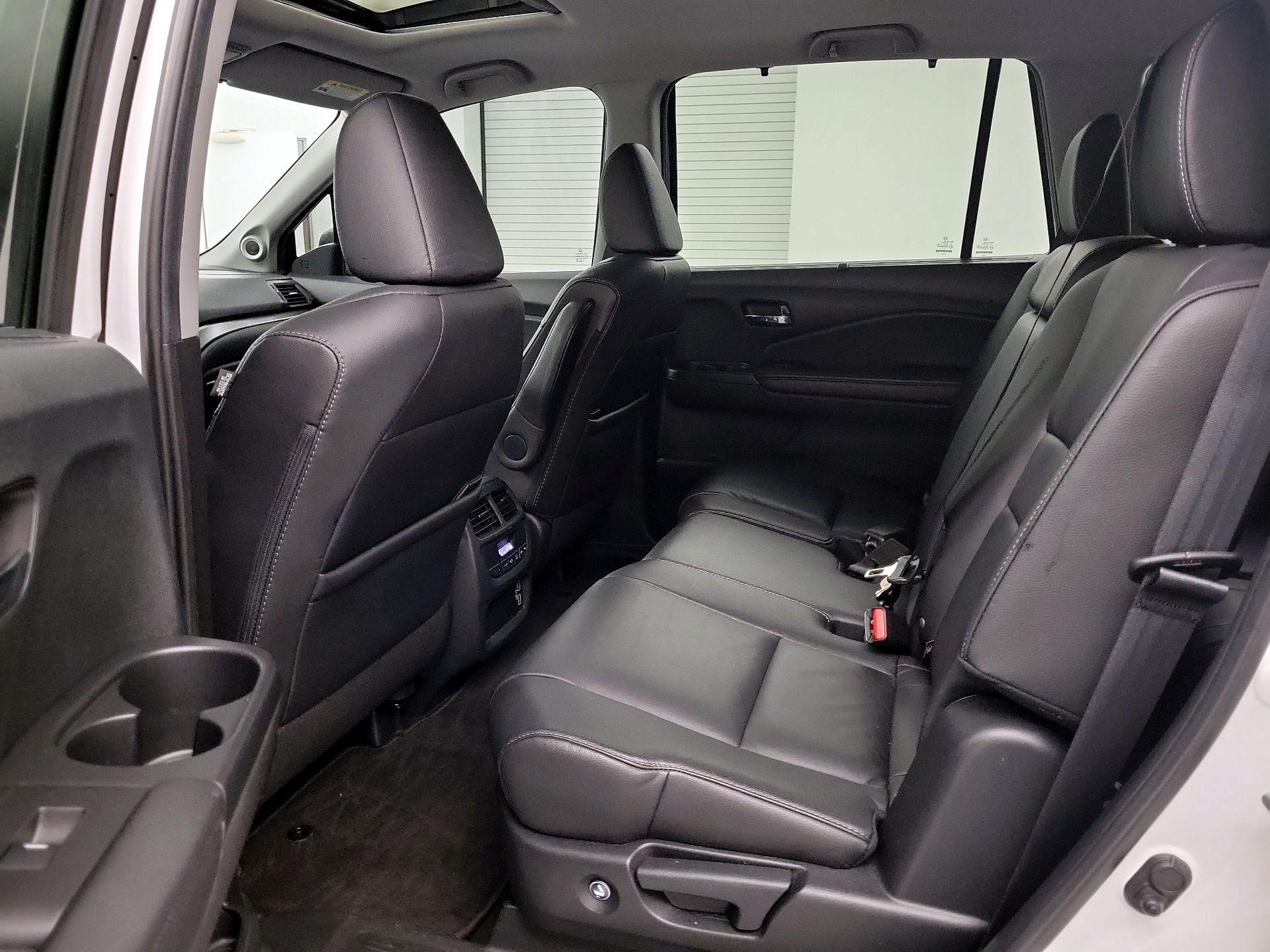 Thumbnail: 2022 Honda Pilot - 18