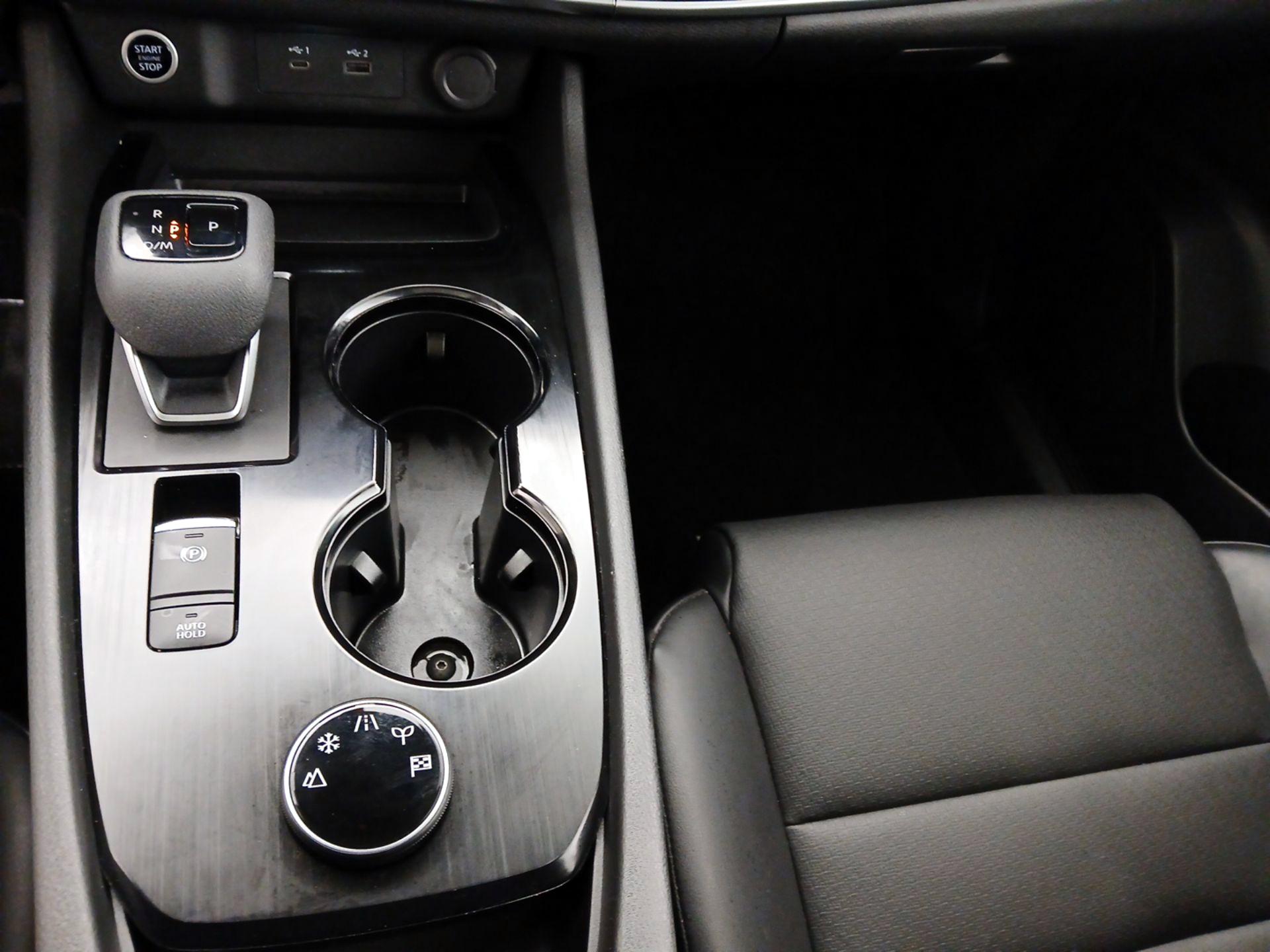 Thumbnail: 2022 Nissan Rogue - 17