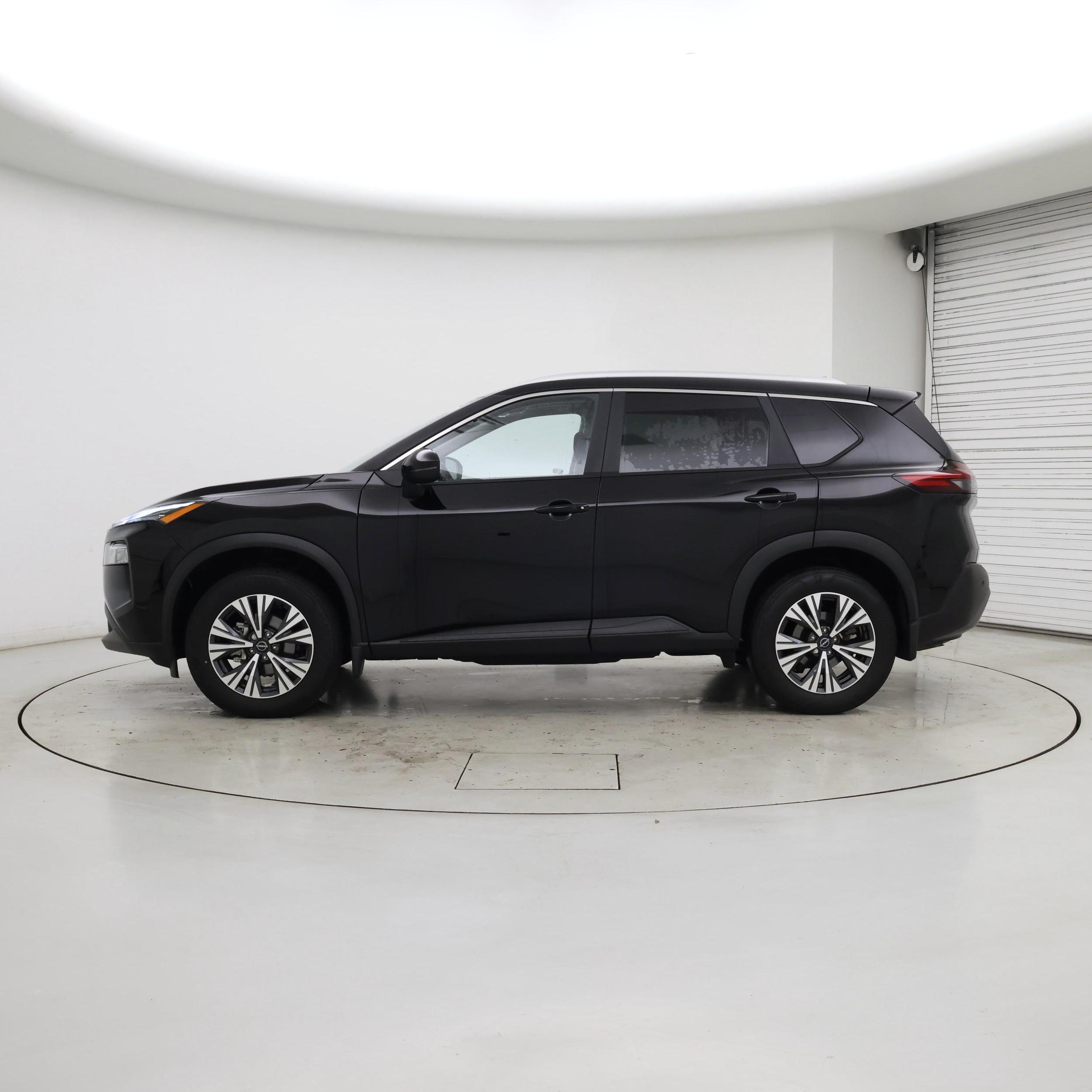 Thumbnail: 2022 Nissan Rogue - 3