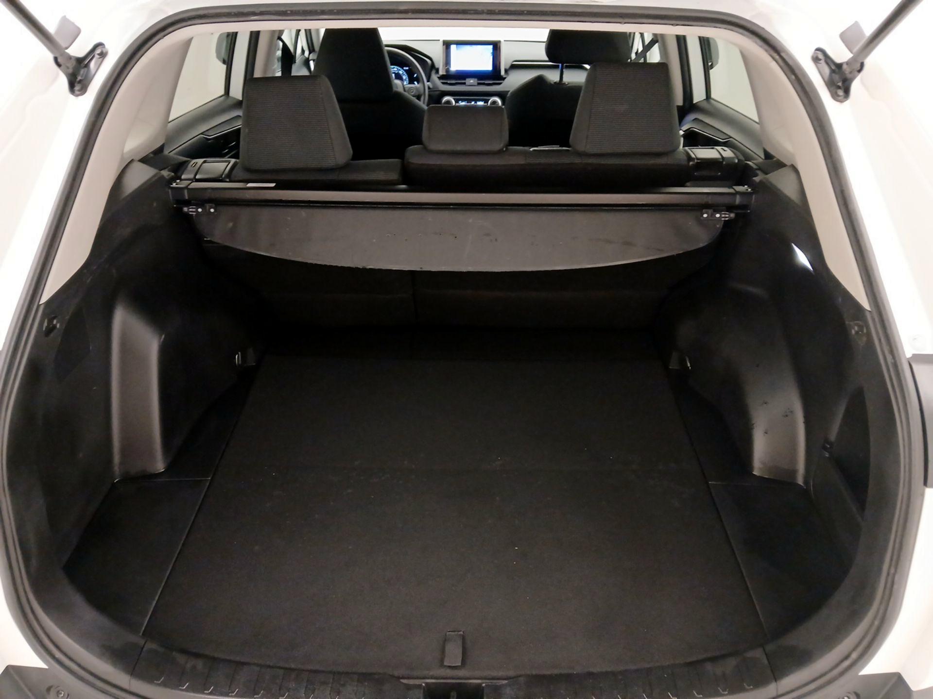 Thumbnail: 2023 Toyota RAV4 - 20