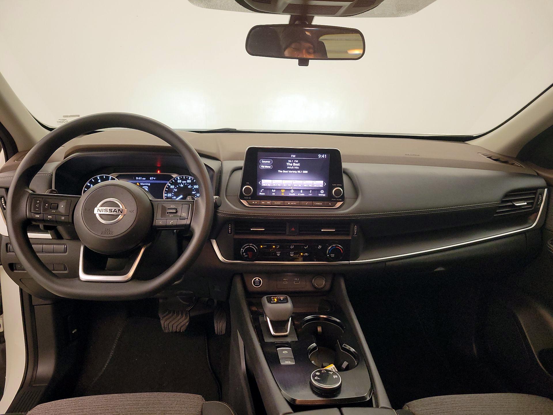 Thumbnail: 2021 Nissan Rogue - 9