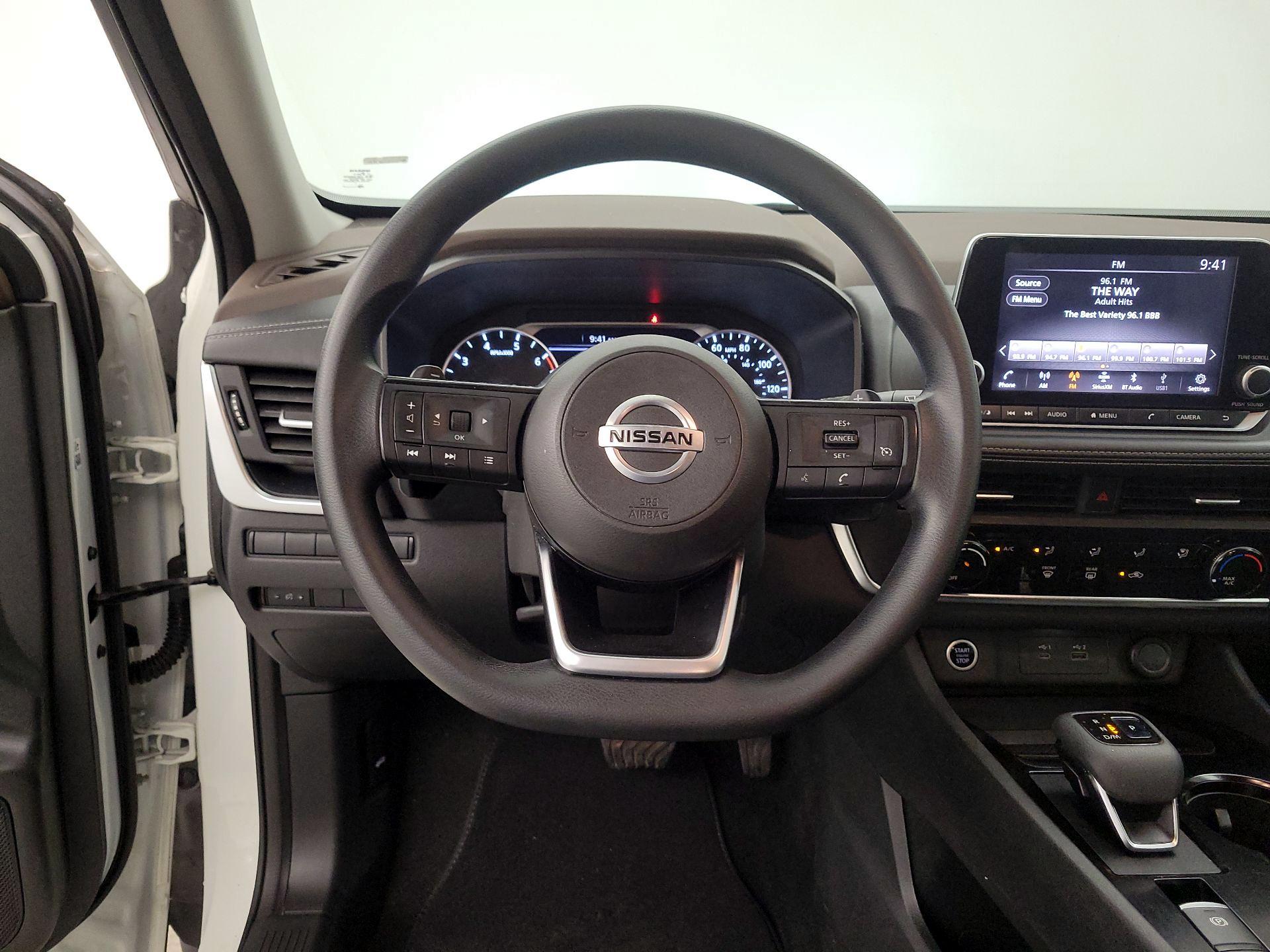 Thumbnail: 2021 Nissan Rogue - 10