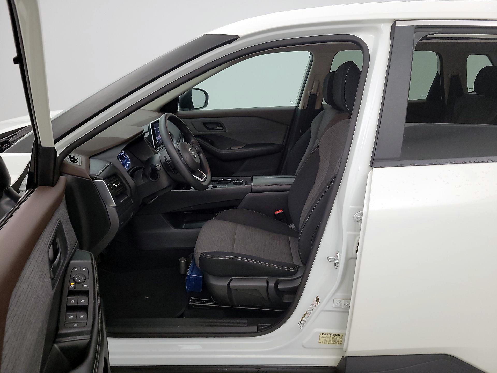 Thumbnail: 2021 Nissan Rogue - 11