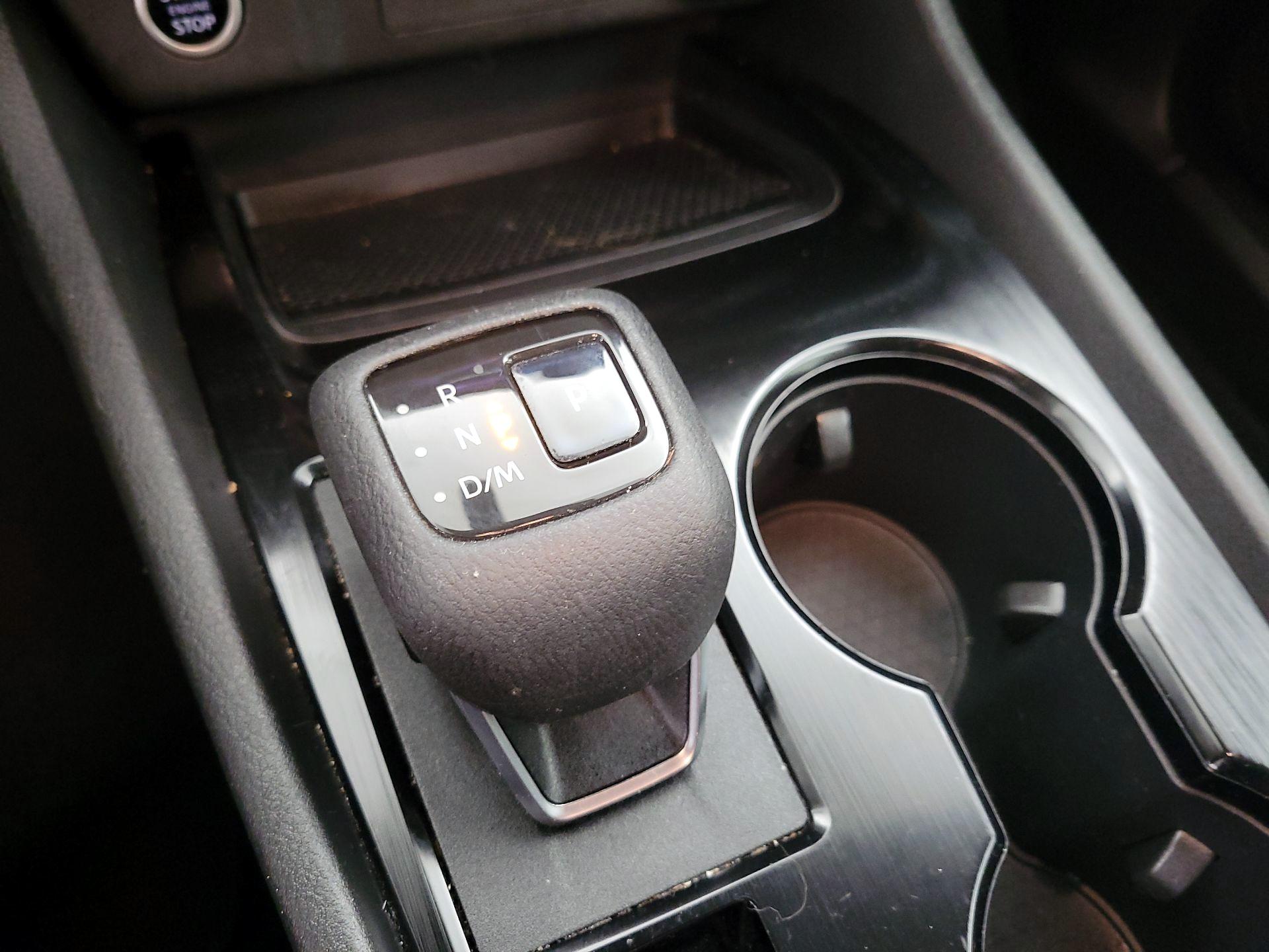 Thumbnail: 2021 Nissan Rogue - 16