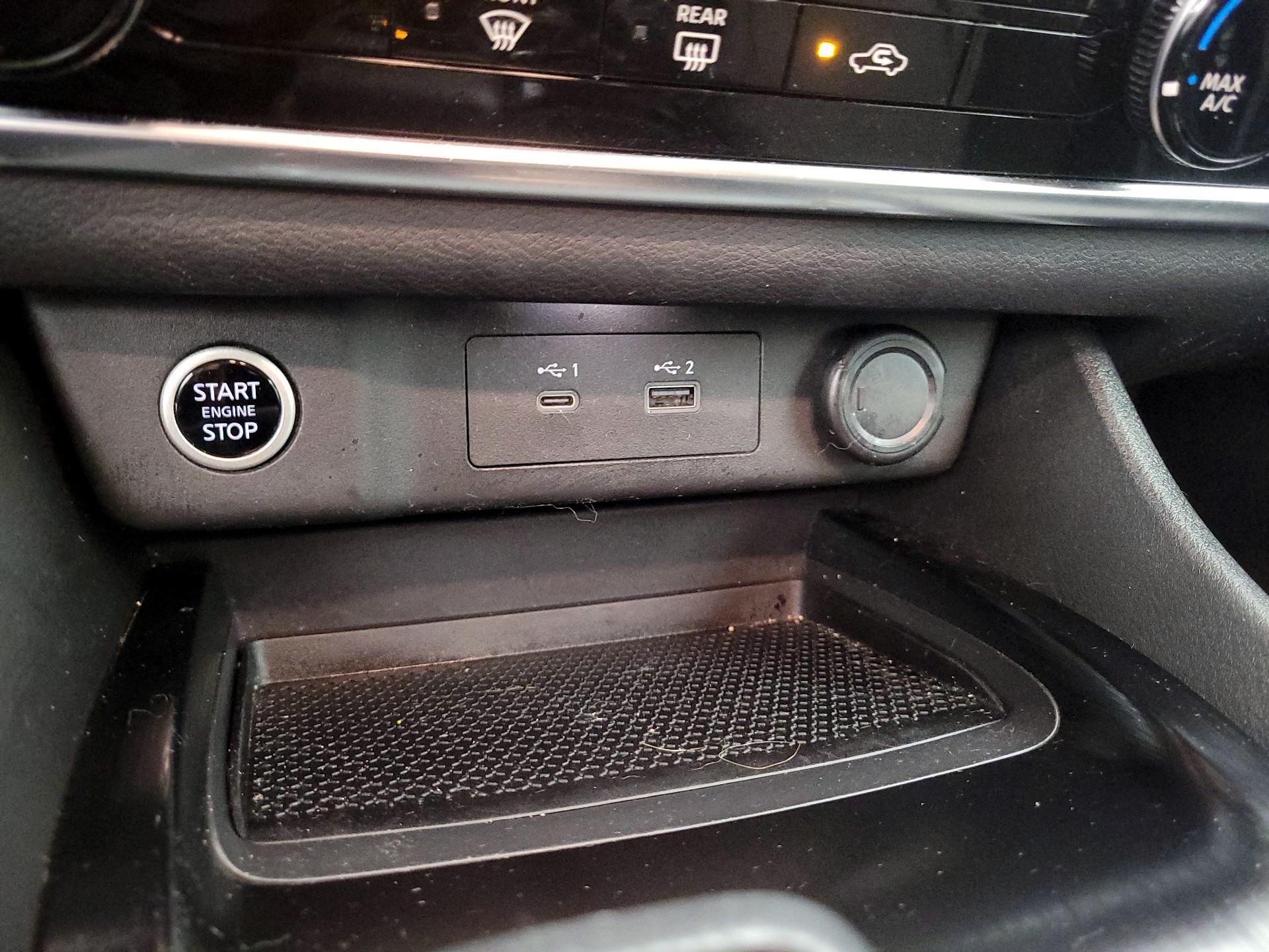 Thumbnail: 2021 Nissan Rogue - 17