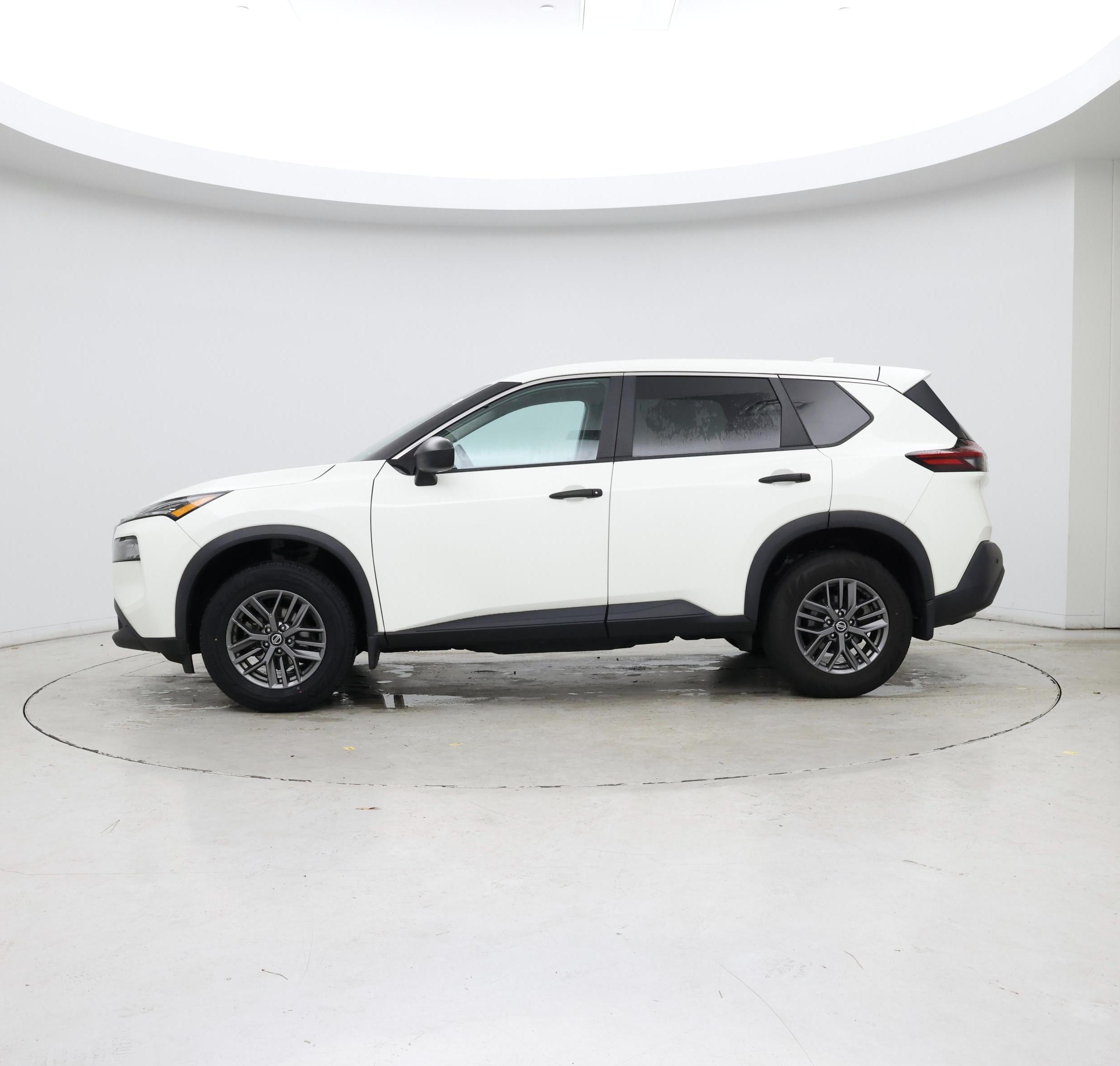 Thumbnail: 2021 Nissan Rogue - 3