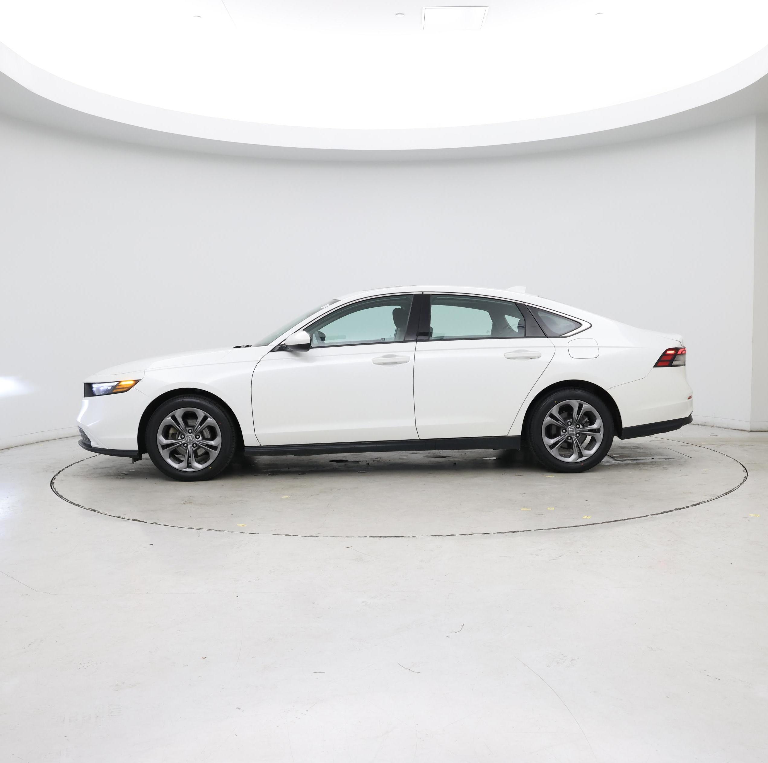 Thumbnail: 2023 Honda Accord - 3