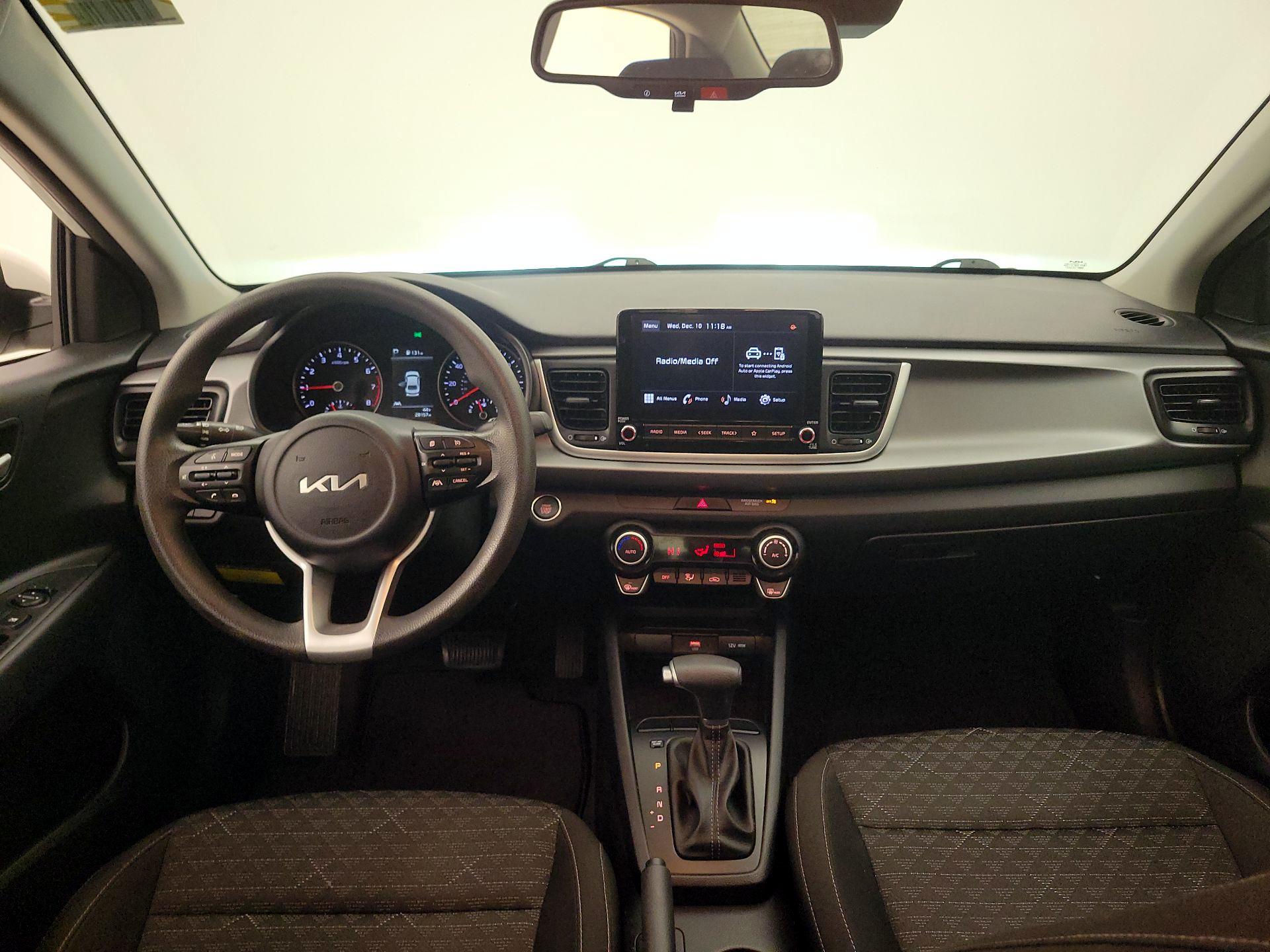 Thumbnail: 2023 Kia Rio - 9