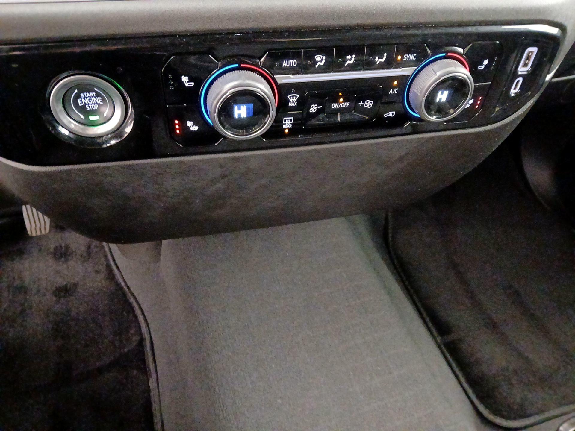 Thumbnail: 2022 Chevrolet Silverado 1500 - 16