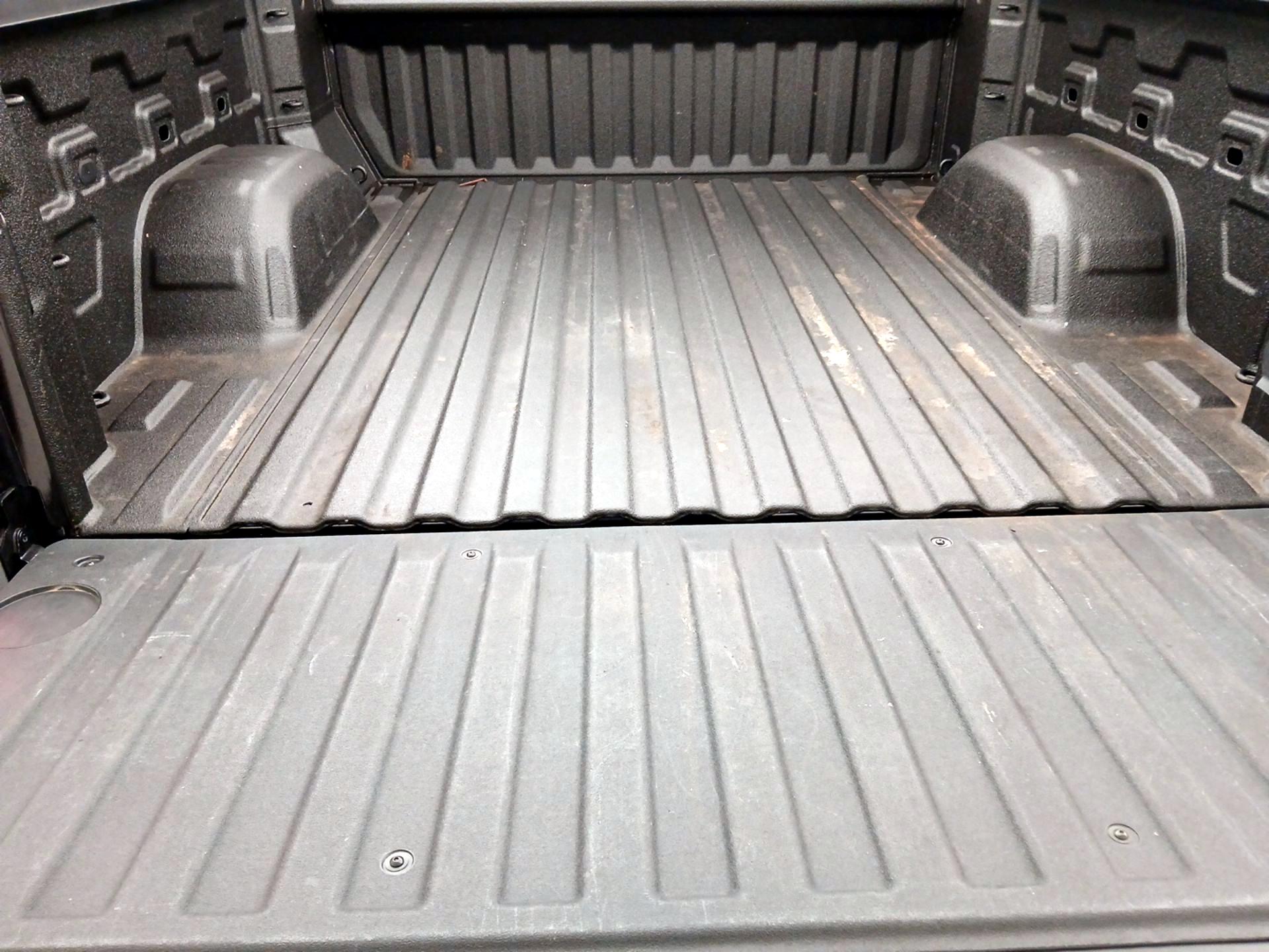 Thumbnail: 2022 Chevrolet Silverado 1500 - 20