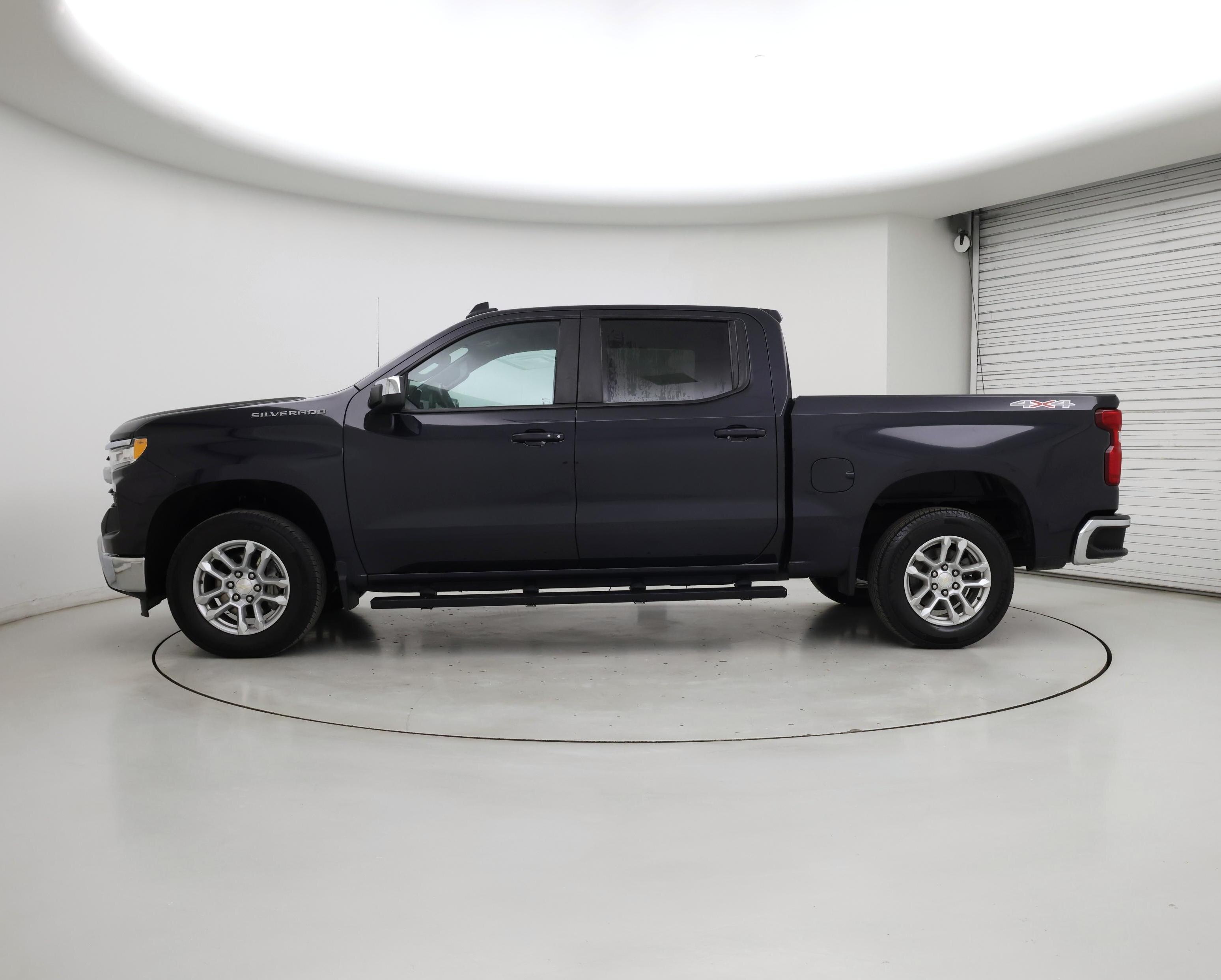 Thumbnail: 2022 Chevrolet Silverado 1500 - 3