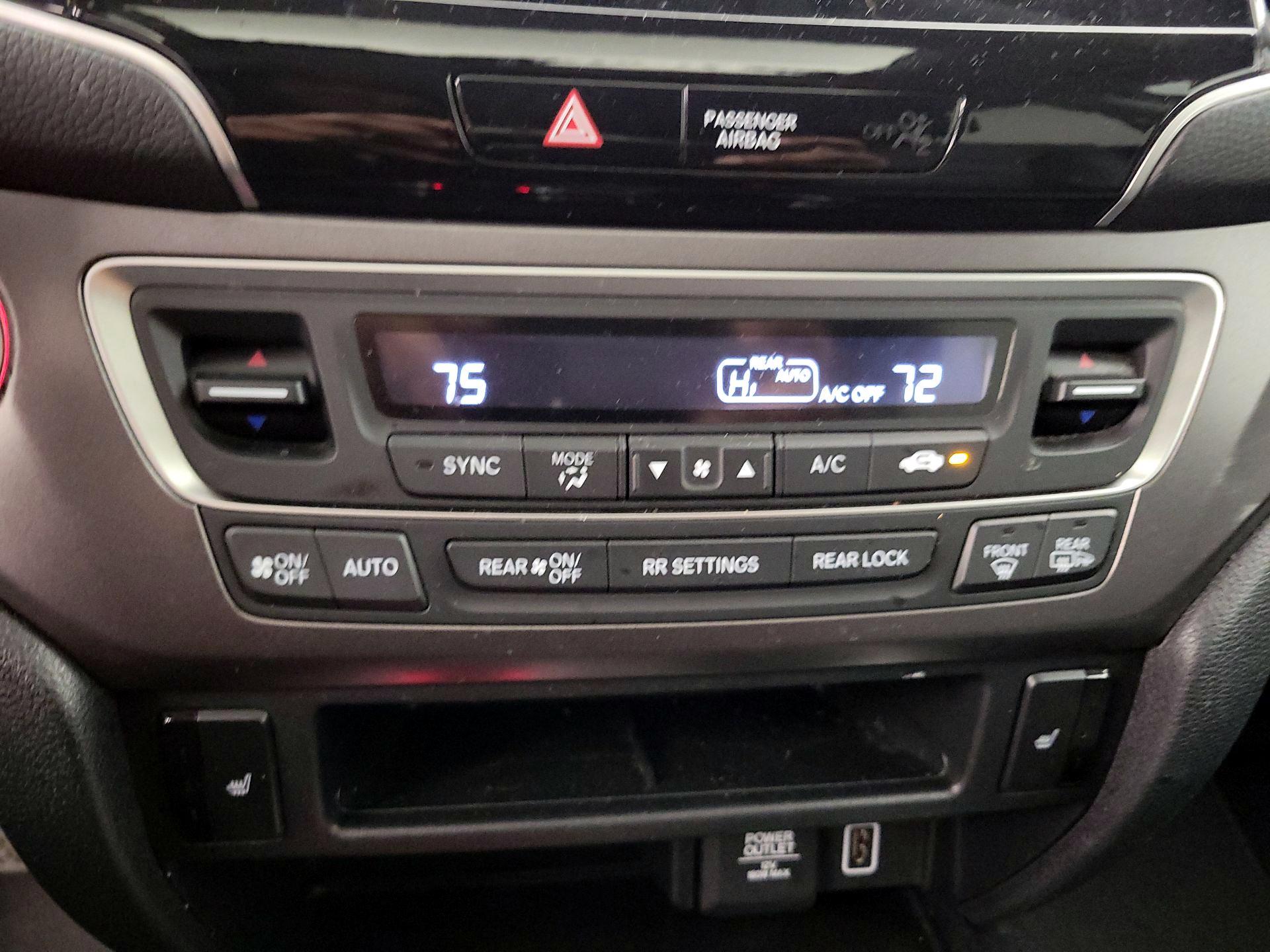 Thumbnail: 2021 Honda Pilot - 16