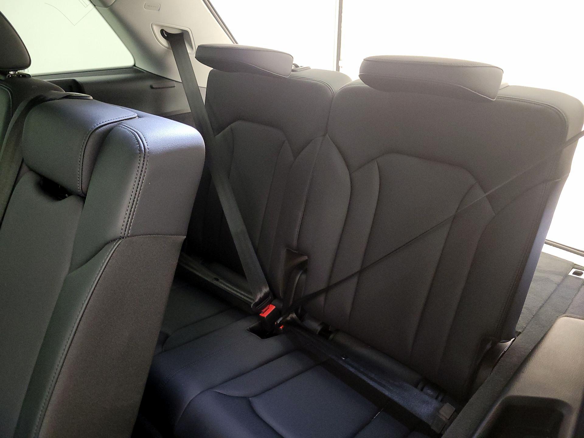 Thumbnail: 2023 Audi Q7 - 20