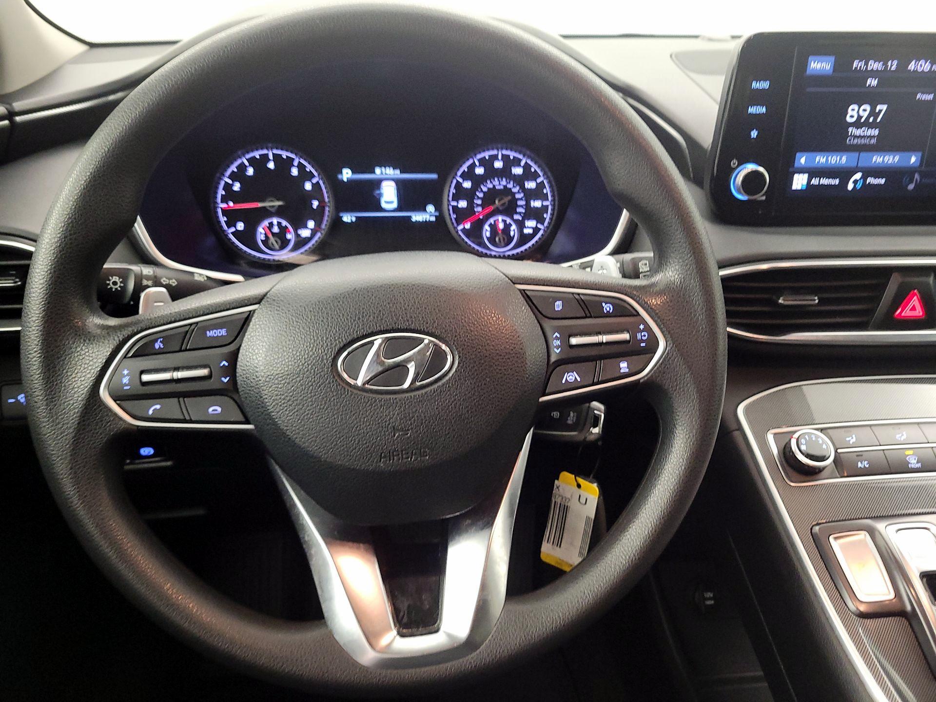 Thumbnail: 2023 Hyundai Santa Fe - 10