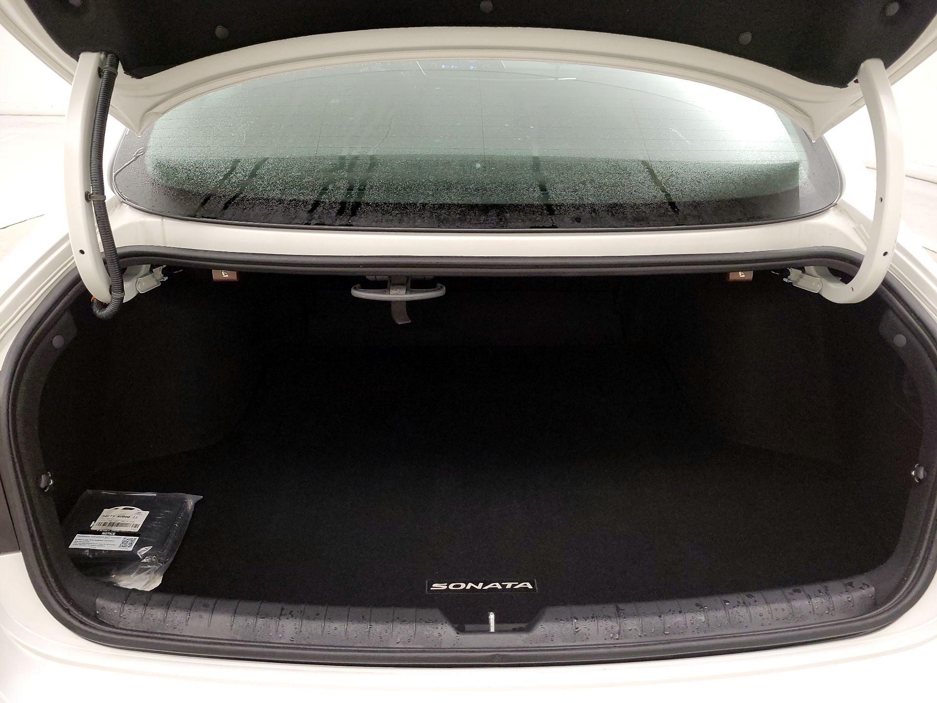 Thumbnail: 2022 Hyundai Sonata - 20