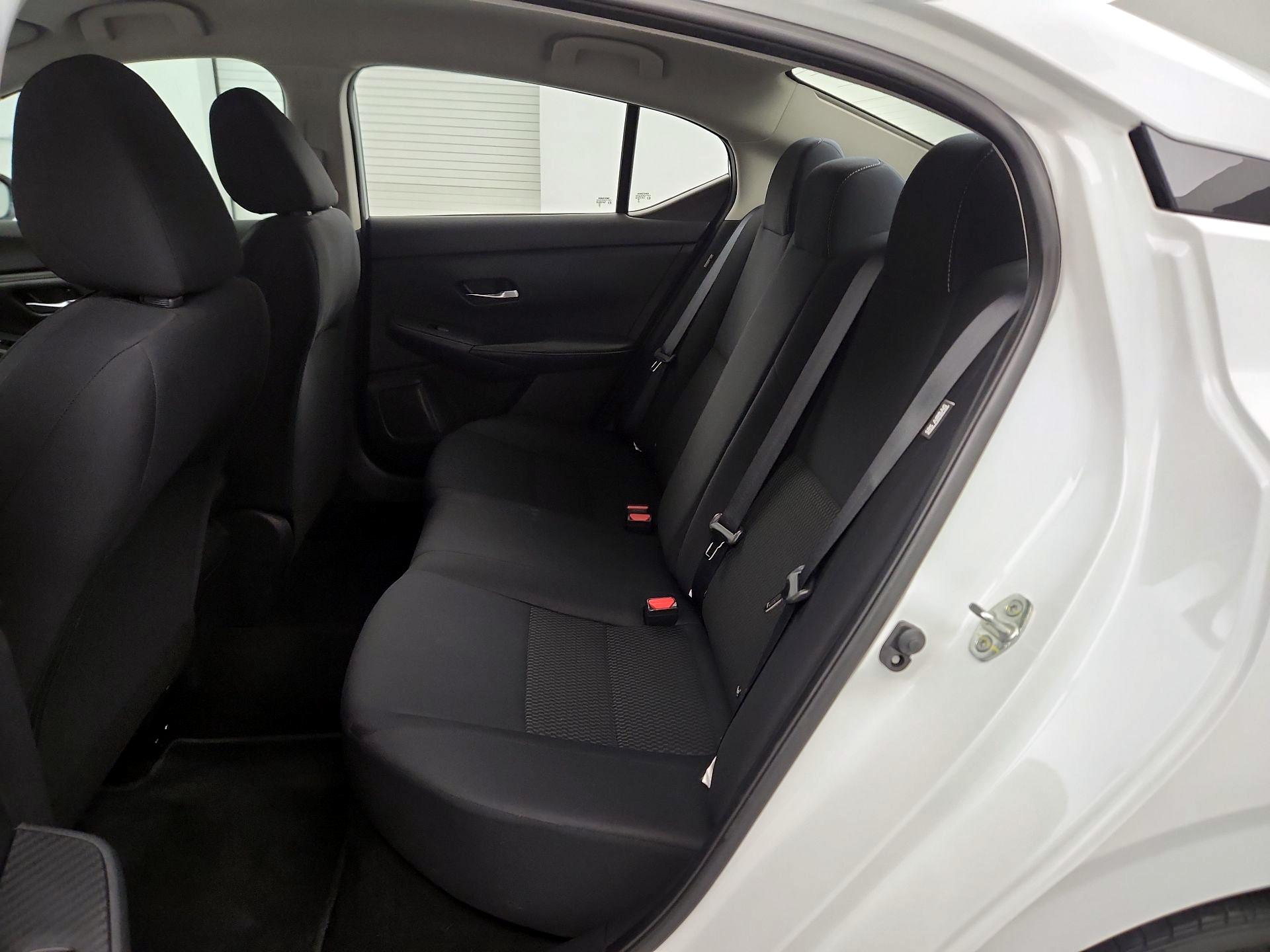 Thumbnail: 2022 Nissan Sentra - 17