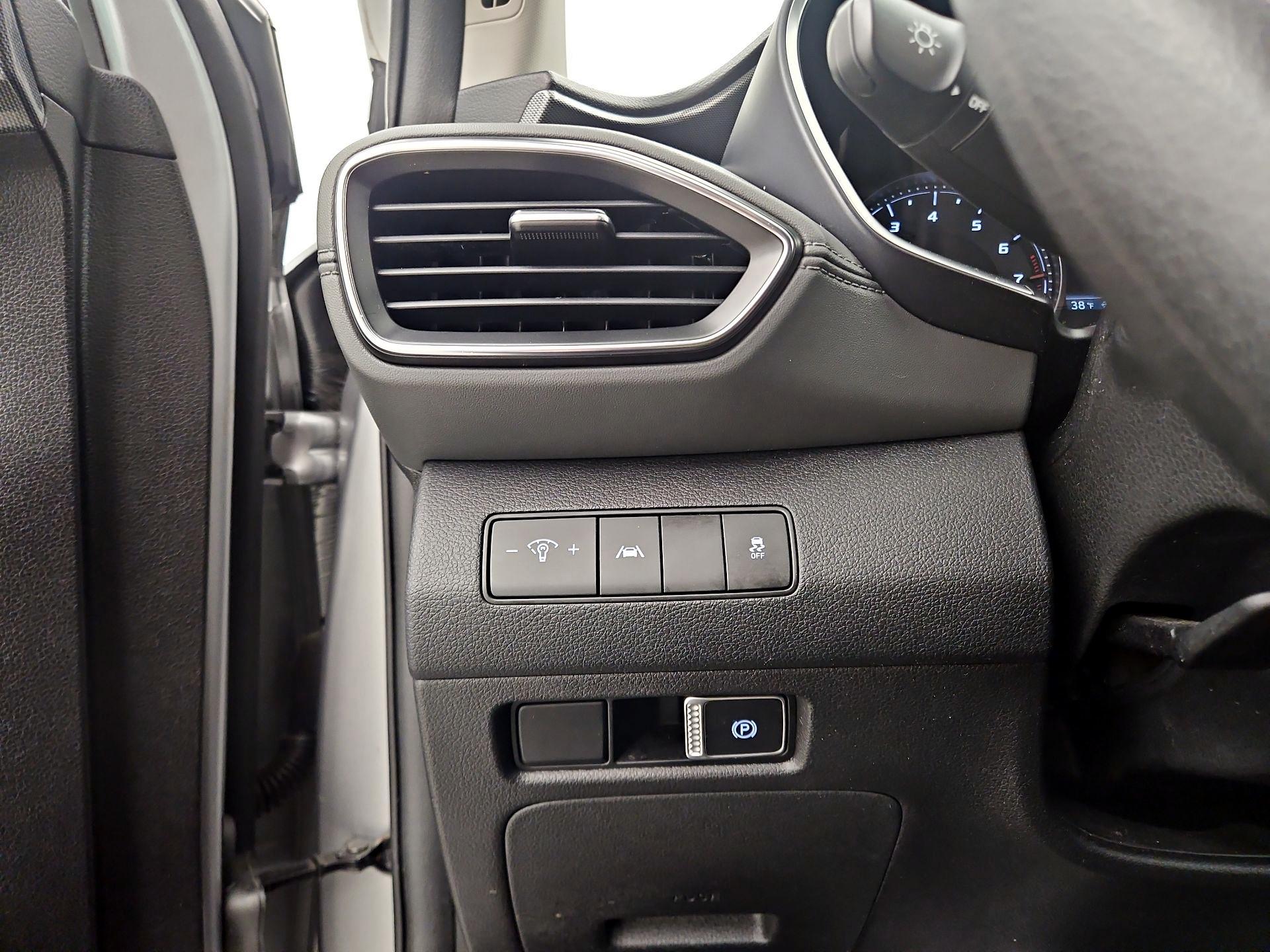 Thumbnail: 2023 Hyundai Santa Fe - 13