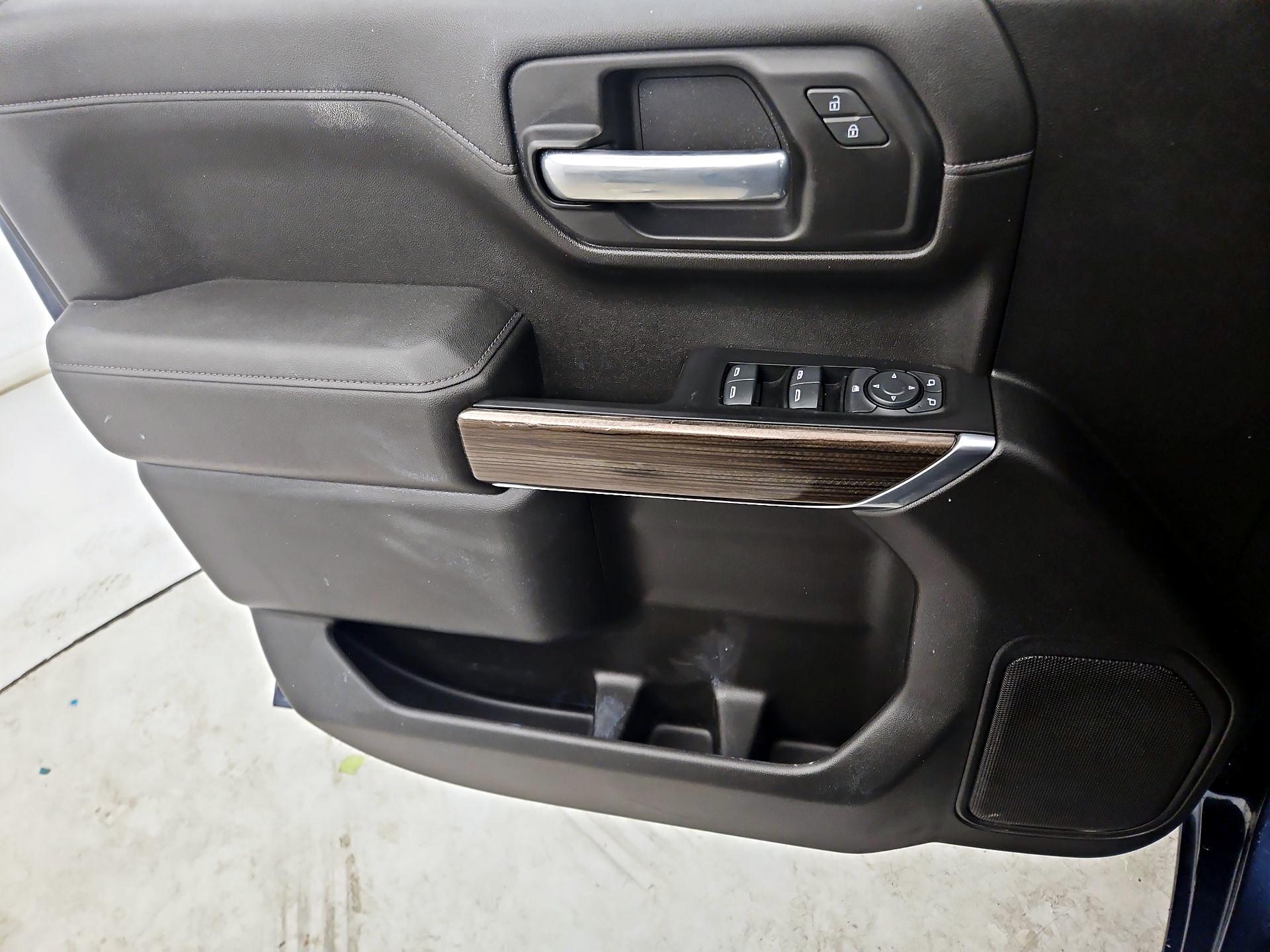 Thumbnail: 2022 Chevrolet Silverado 1500 - 12