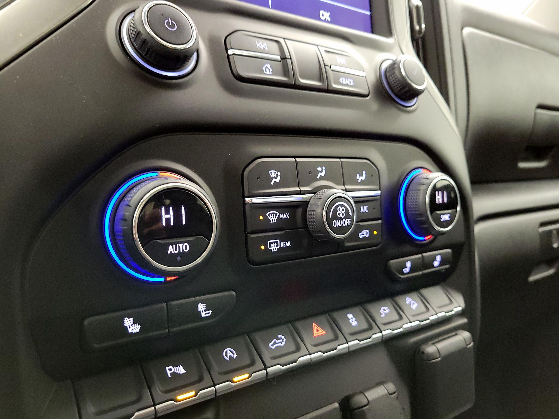 Thumbnail: 2022 Chevrolet Silverado 1500 - 16