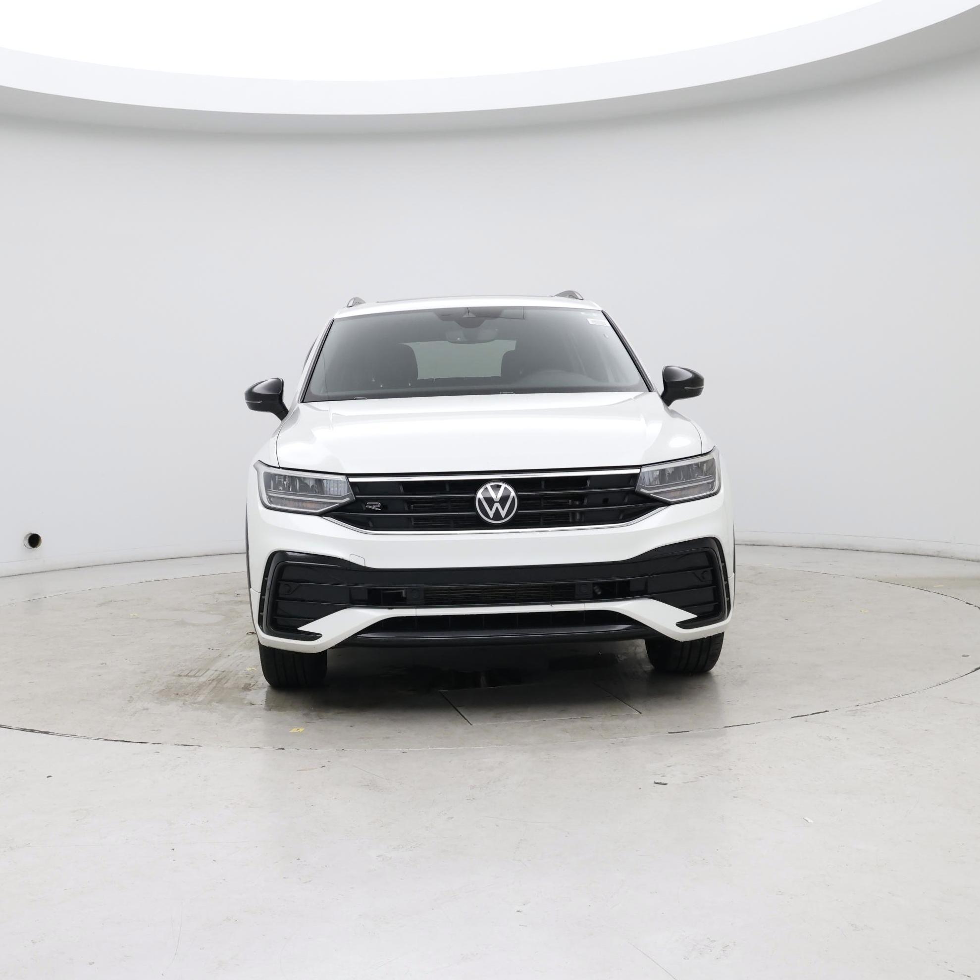 Thumbnail: 2022 Volkswagen Tiguan - 5