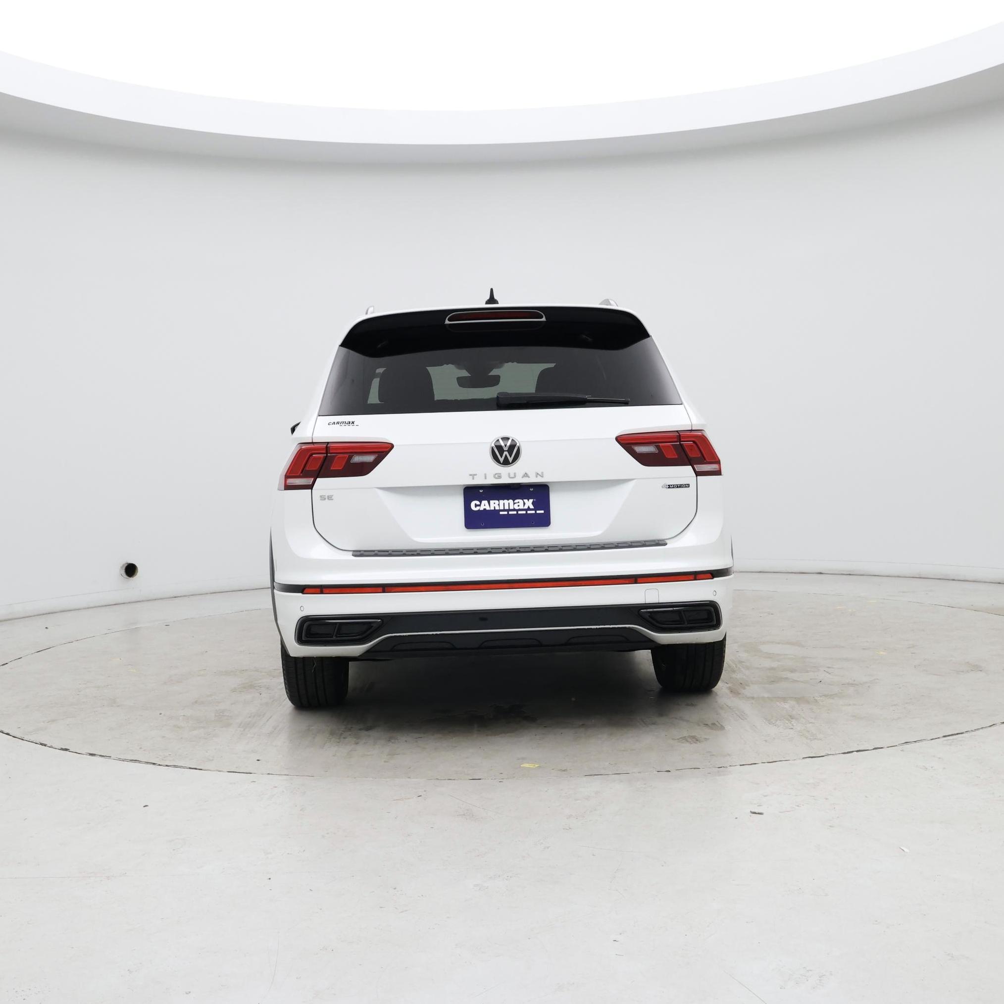 Thumbnail: 2022 Volkswagen Tiguan - 6