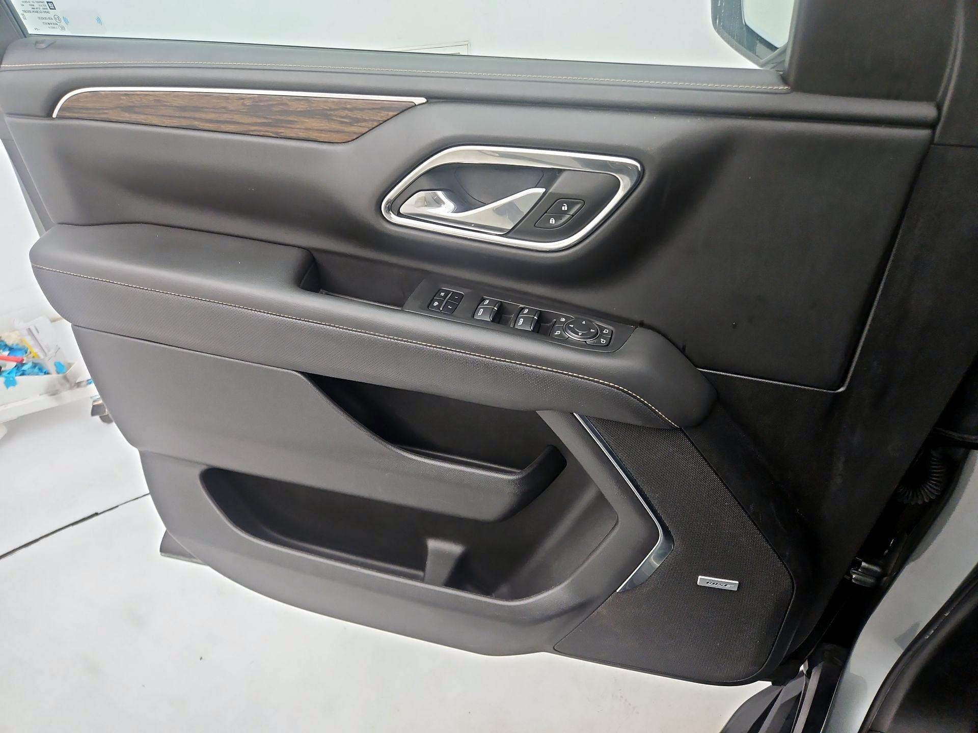 Thumbnail: 2023 Chevrolet Suburban - 12