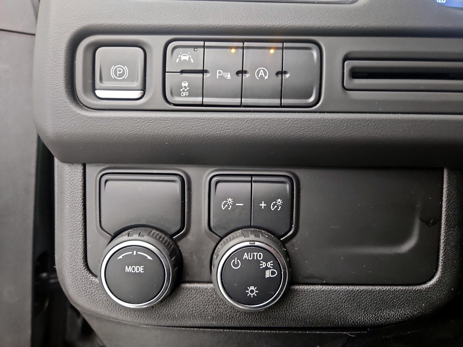 Thumbnail: 2023 Chevrolet Suburban - 13