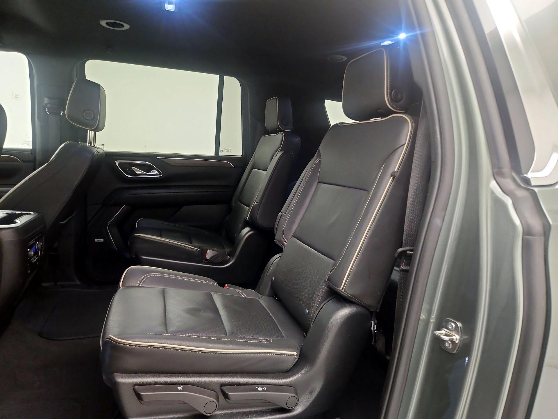 Thumbnail: 2023 Chevrolet Suburban - 19