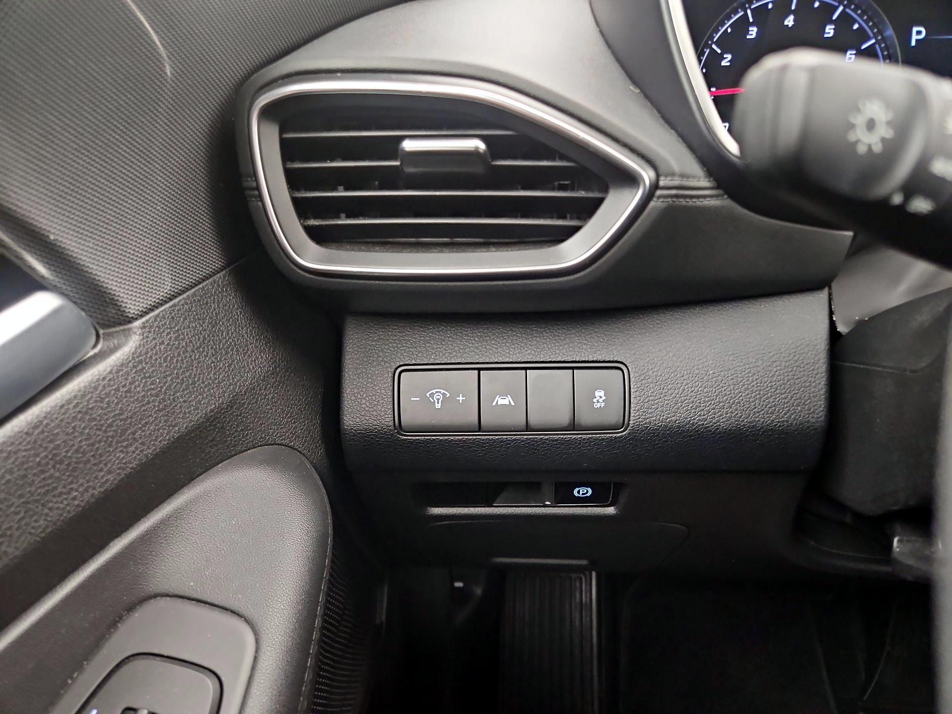 Thumbnail: 2023 Hyundai Santa Fe - 13